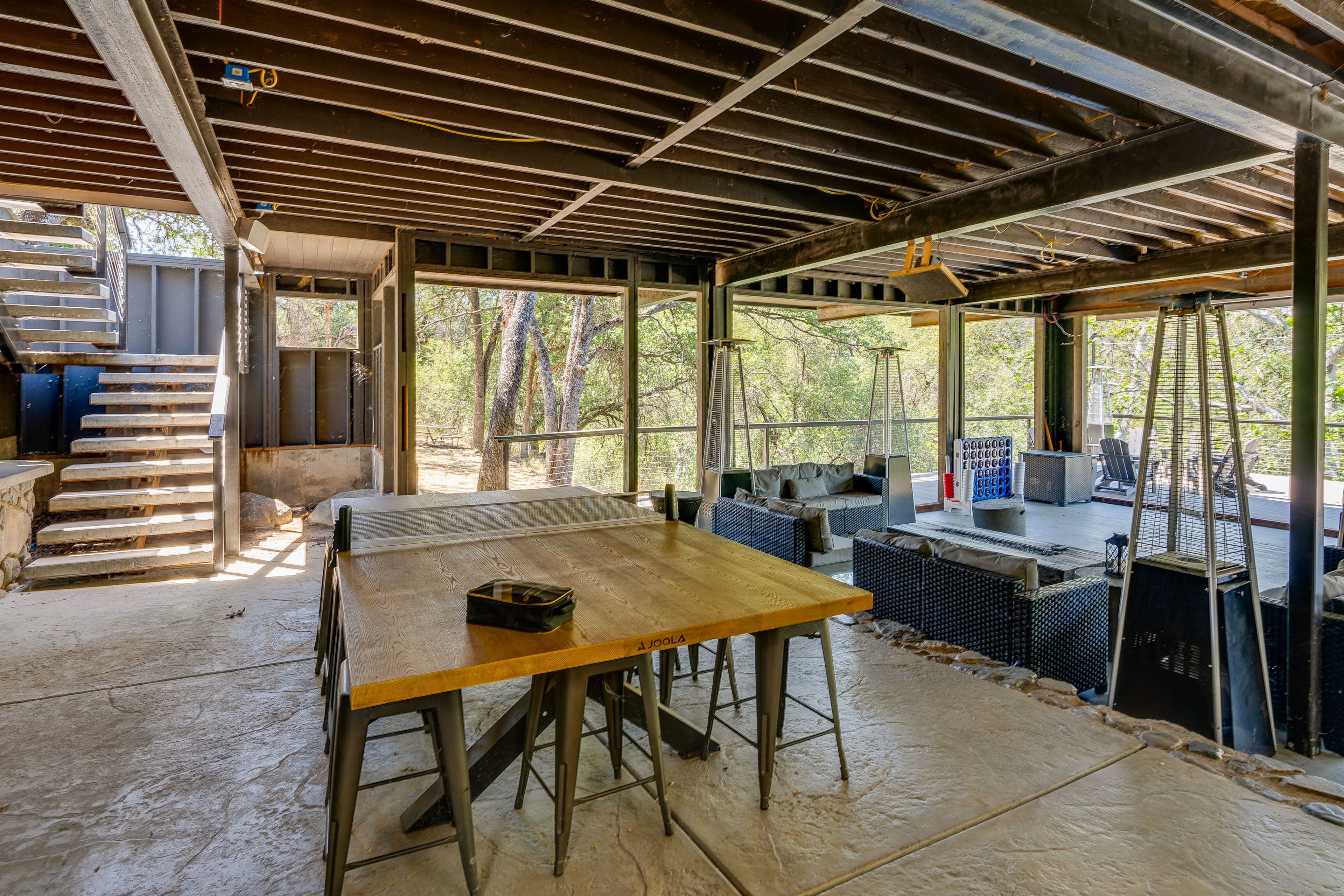 Covered Furnished Patio | Ping Pong Table | Movie Projector | Fire Pit