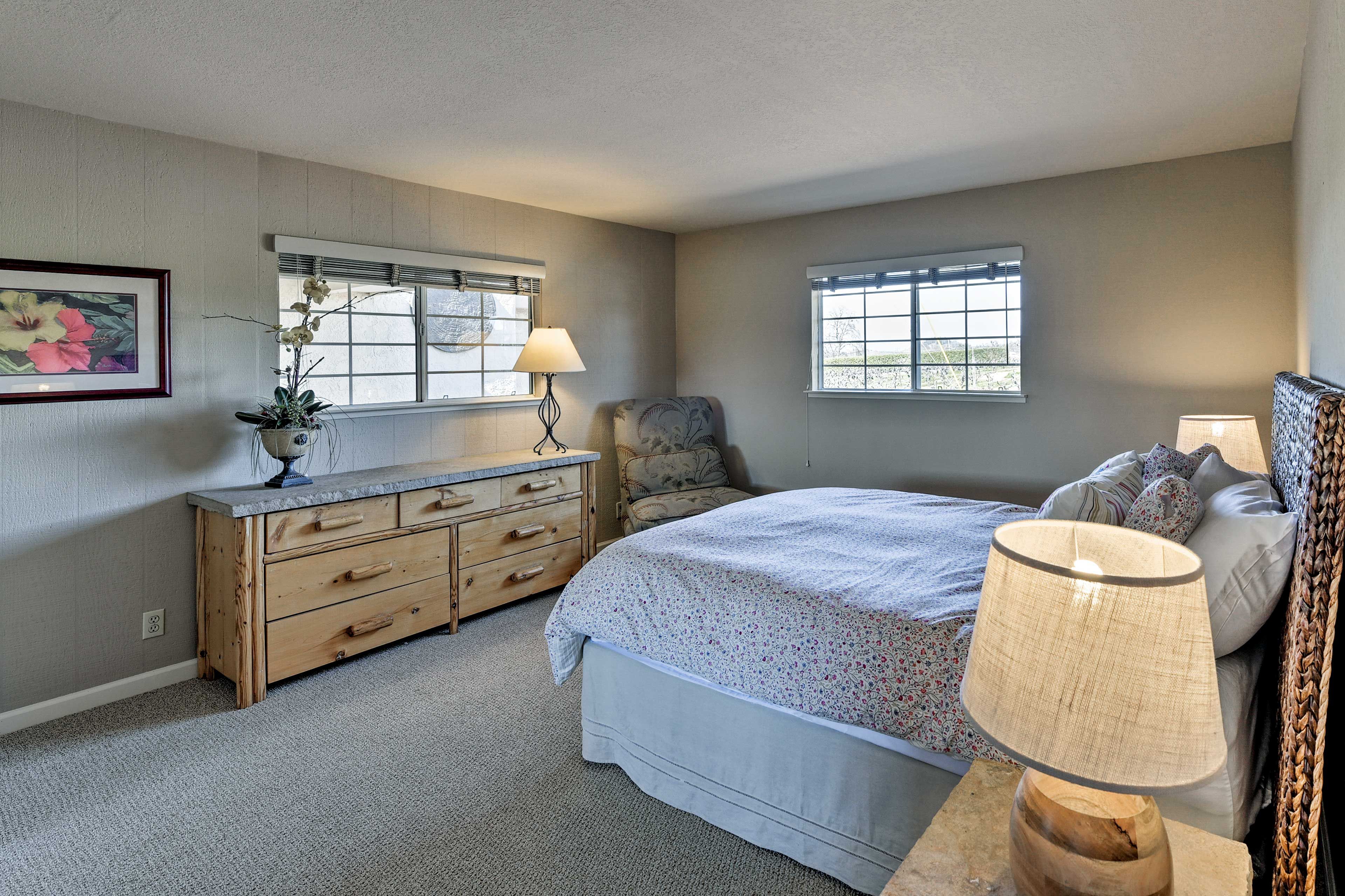 Bedroom 1 | Queen Bed | Linens Provided