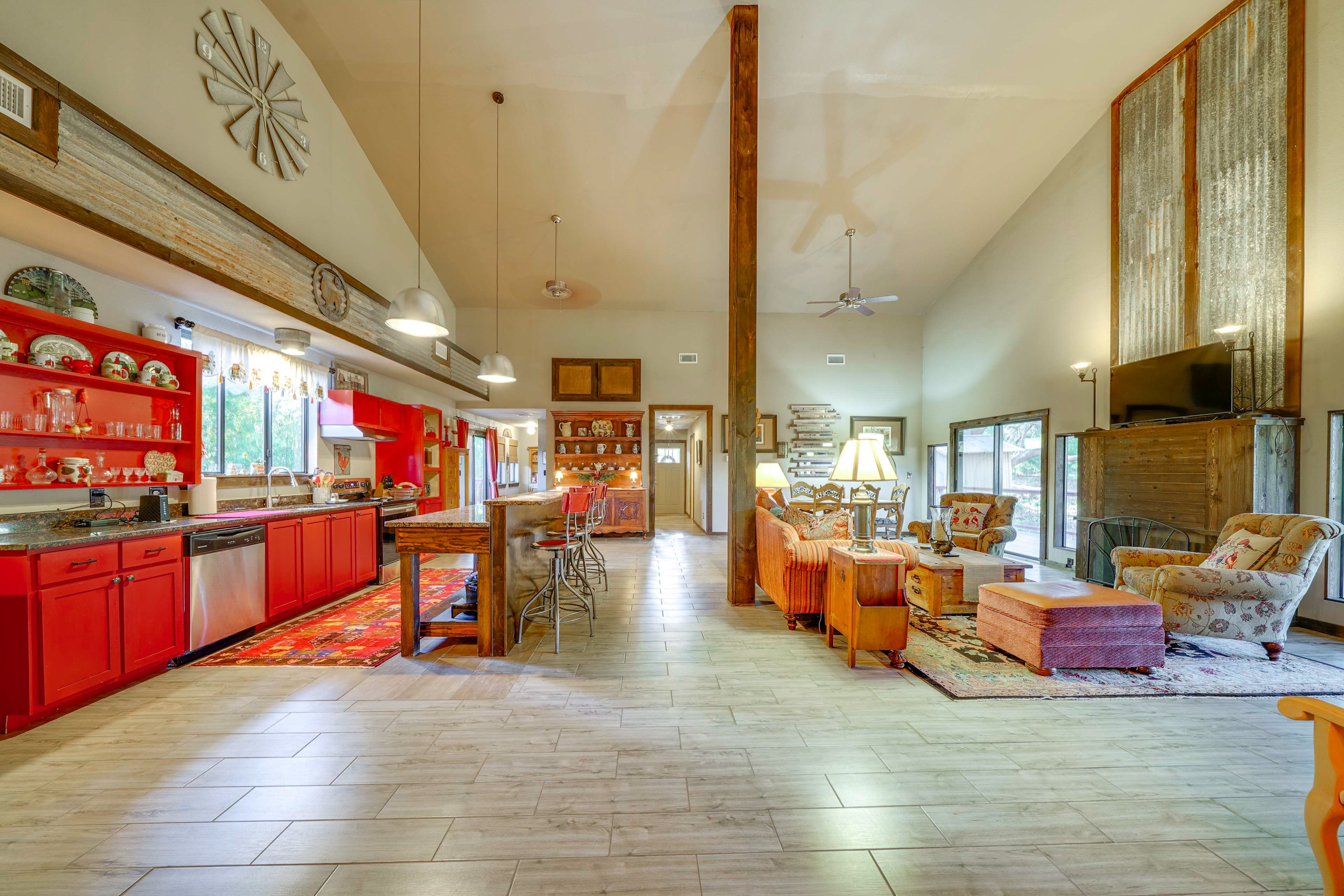 Living Room & Kitchen | Flat-Screen TV | Cooking Basics