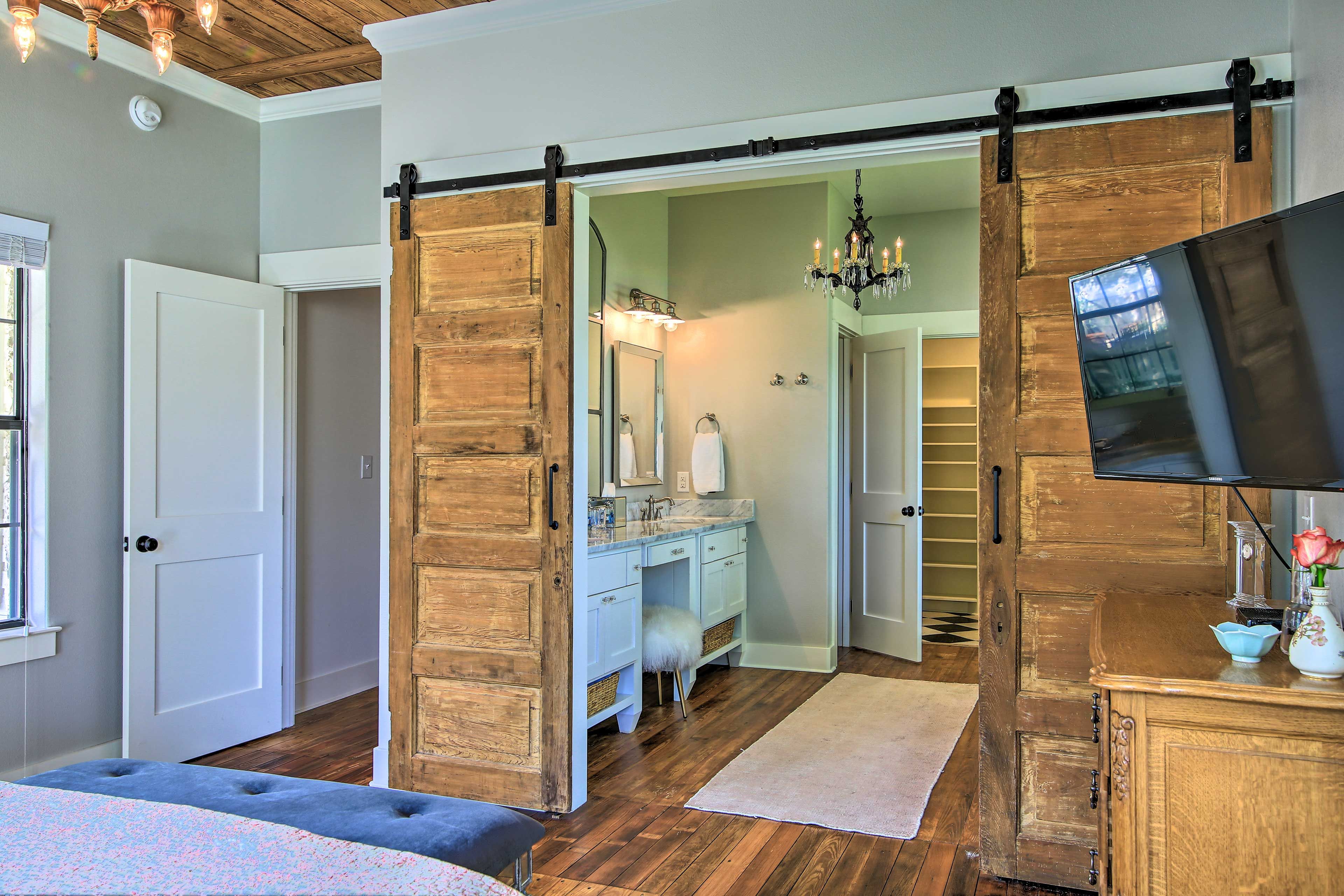 En-Suite Bathroom