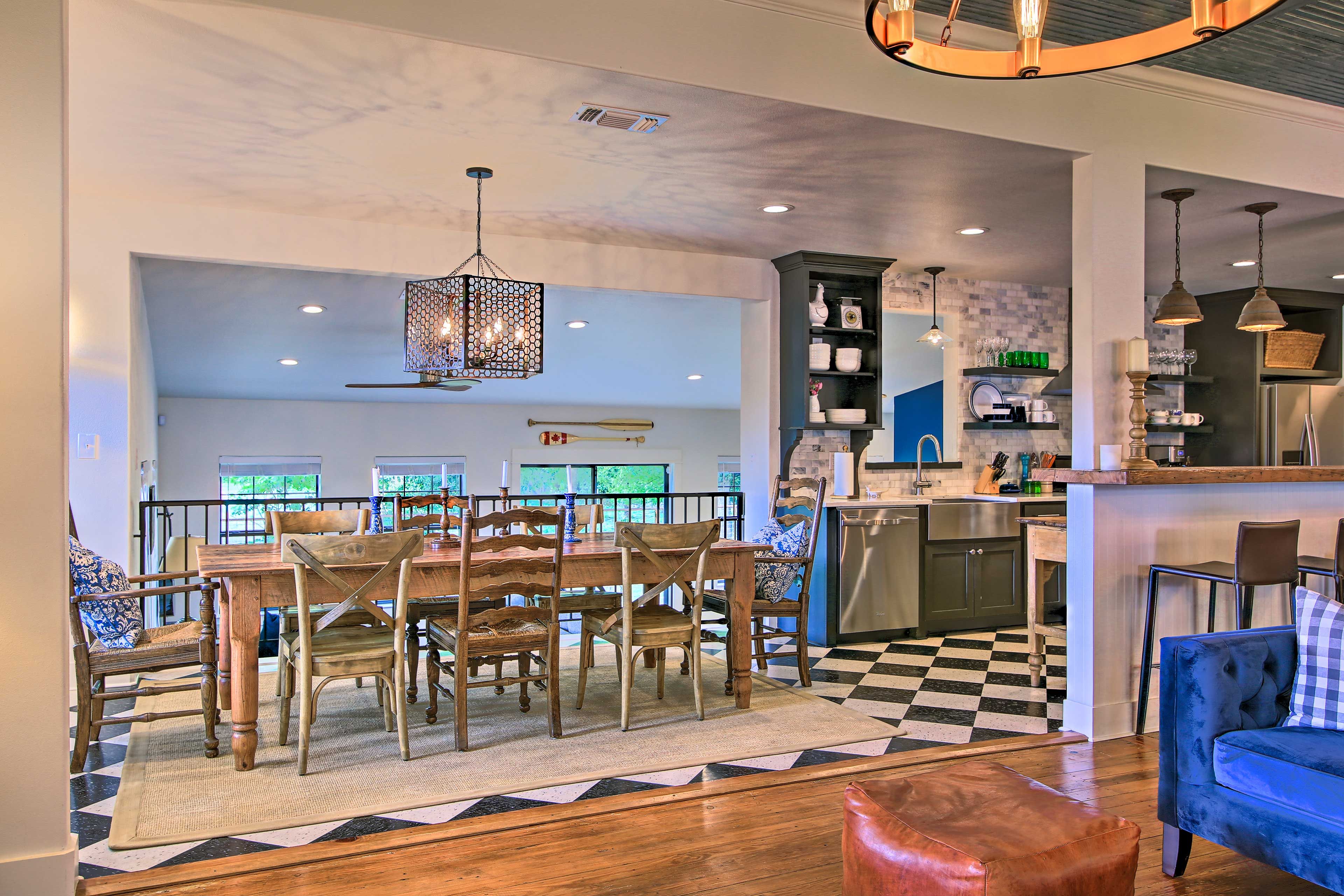 Dining | Kitchen
