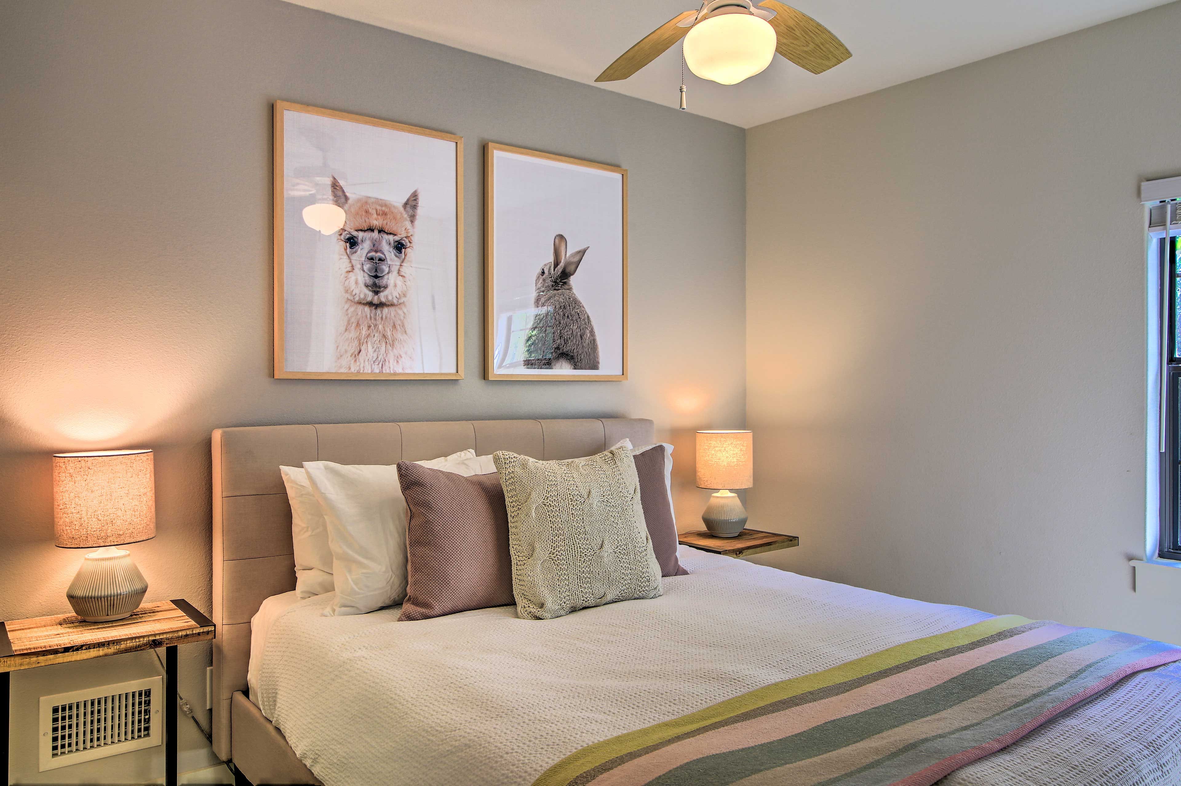 Bedroom 3 | Queen Bed