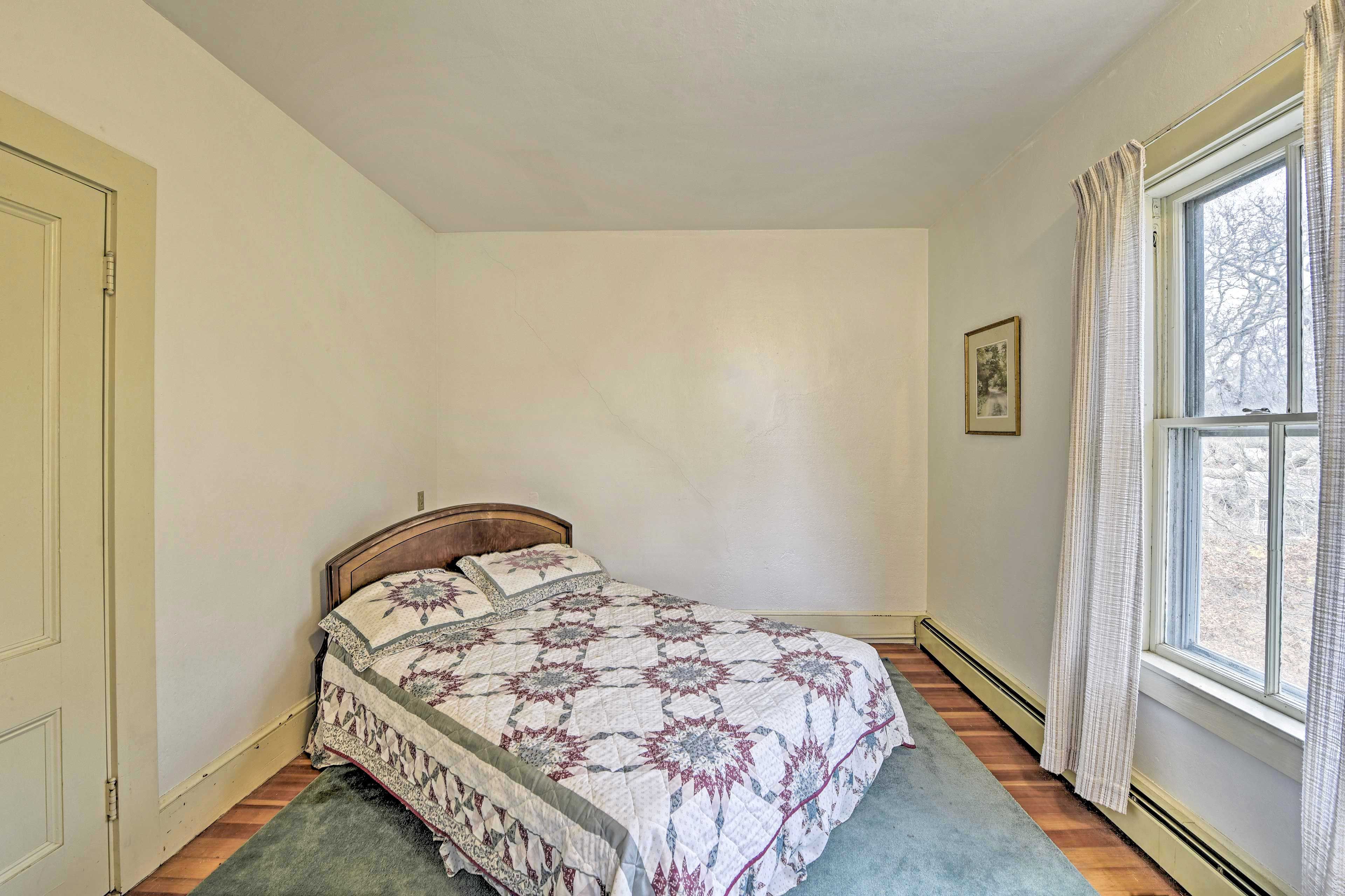 Bedroom 2 | Full Bed