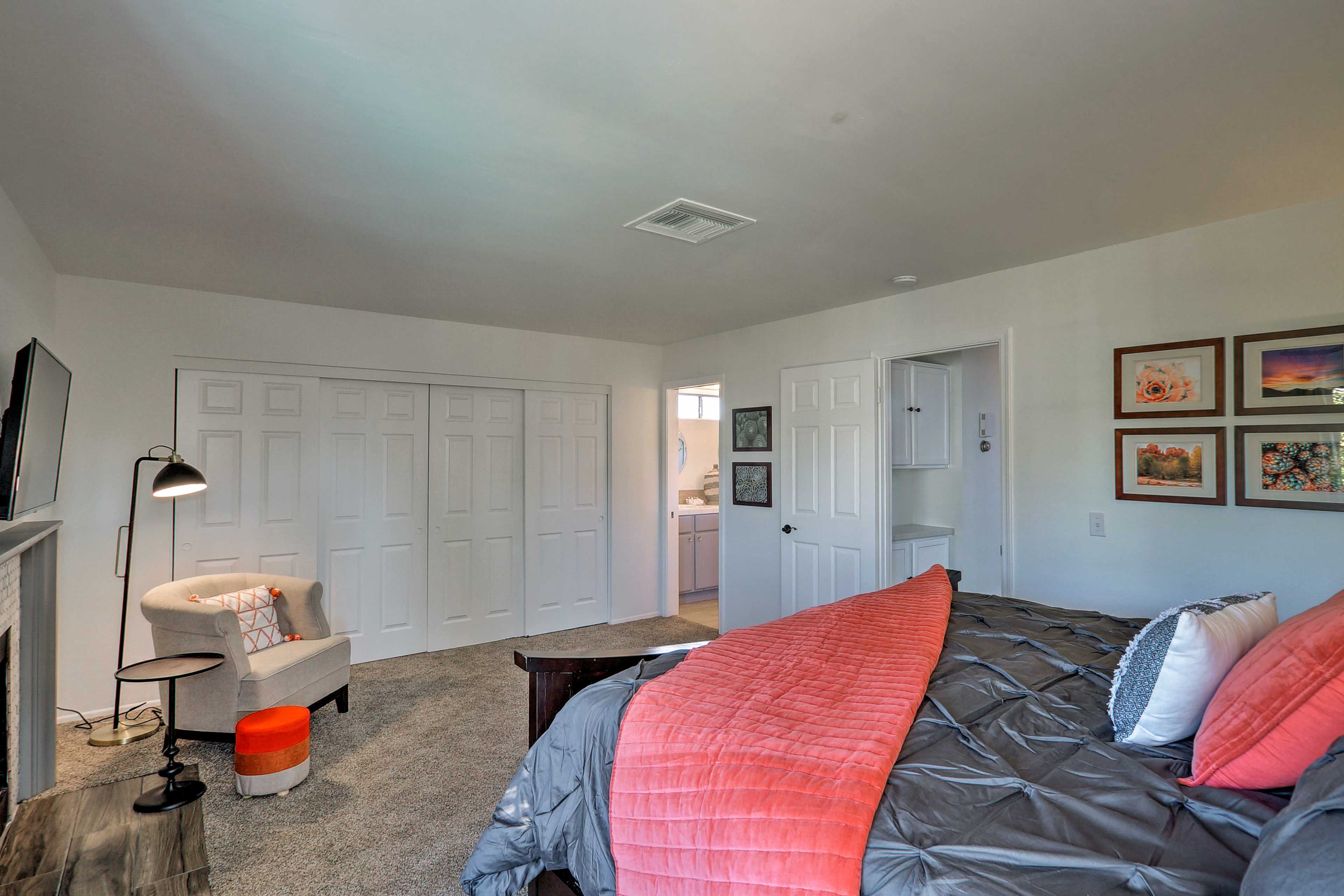 Warm up next to the fireplace or watch the flat-screen cable TV.