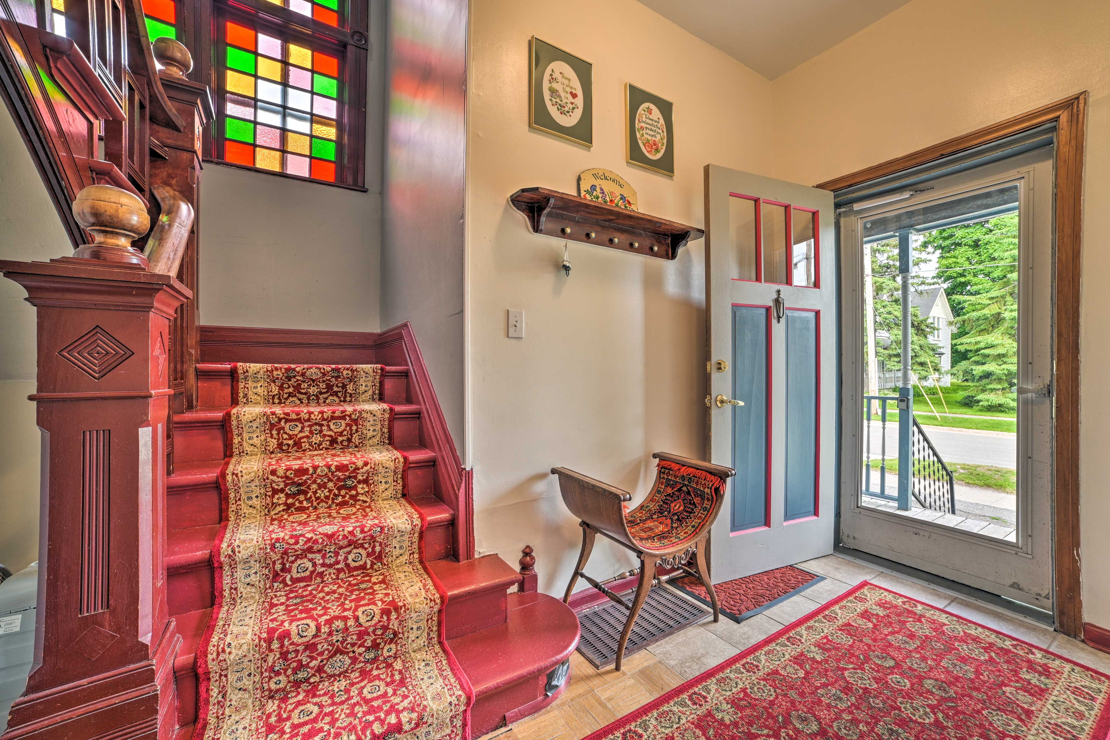 Stairs to 2nd Floor