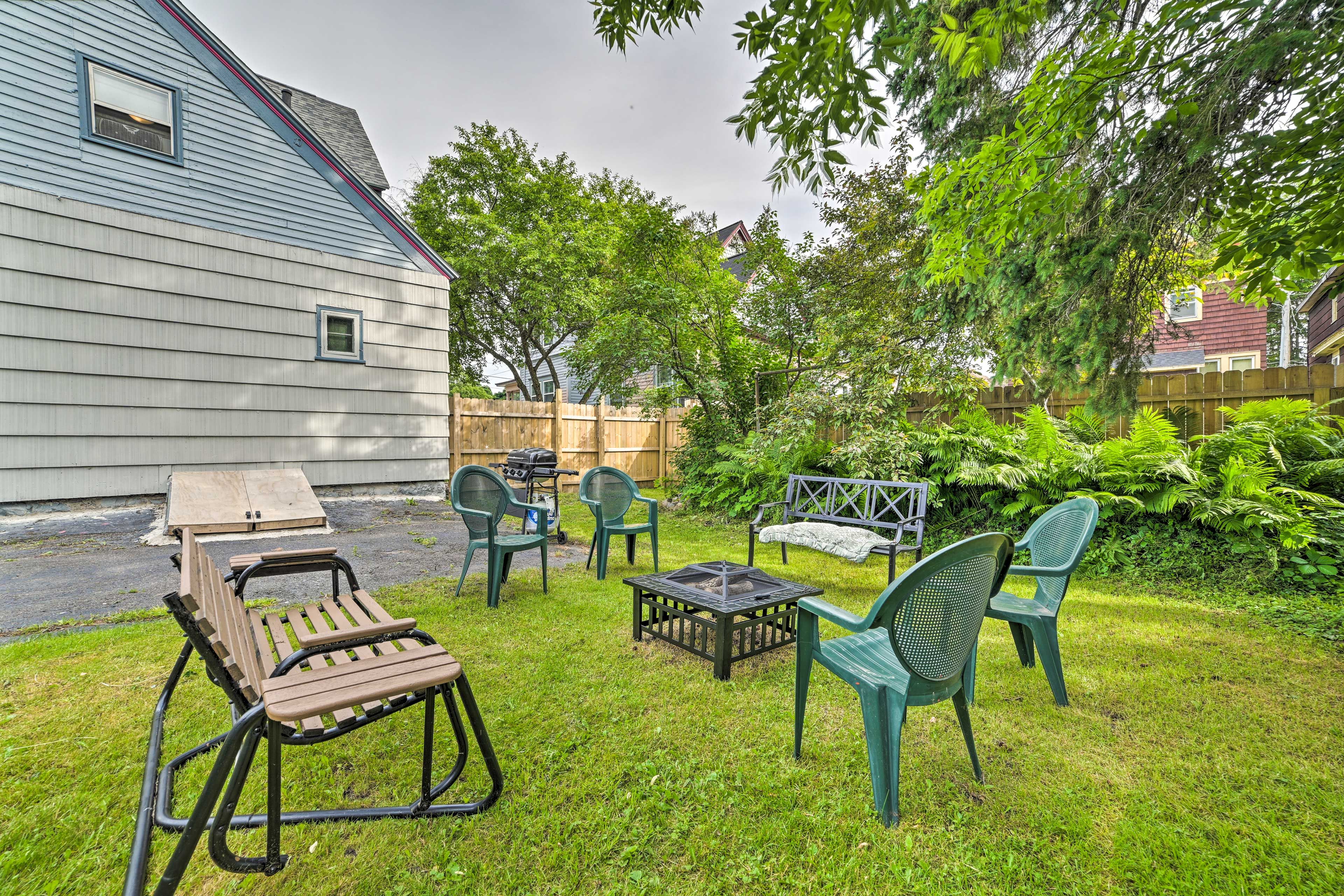 House Exterior | Fire Pit