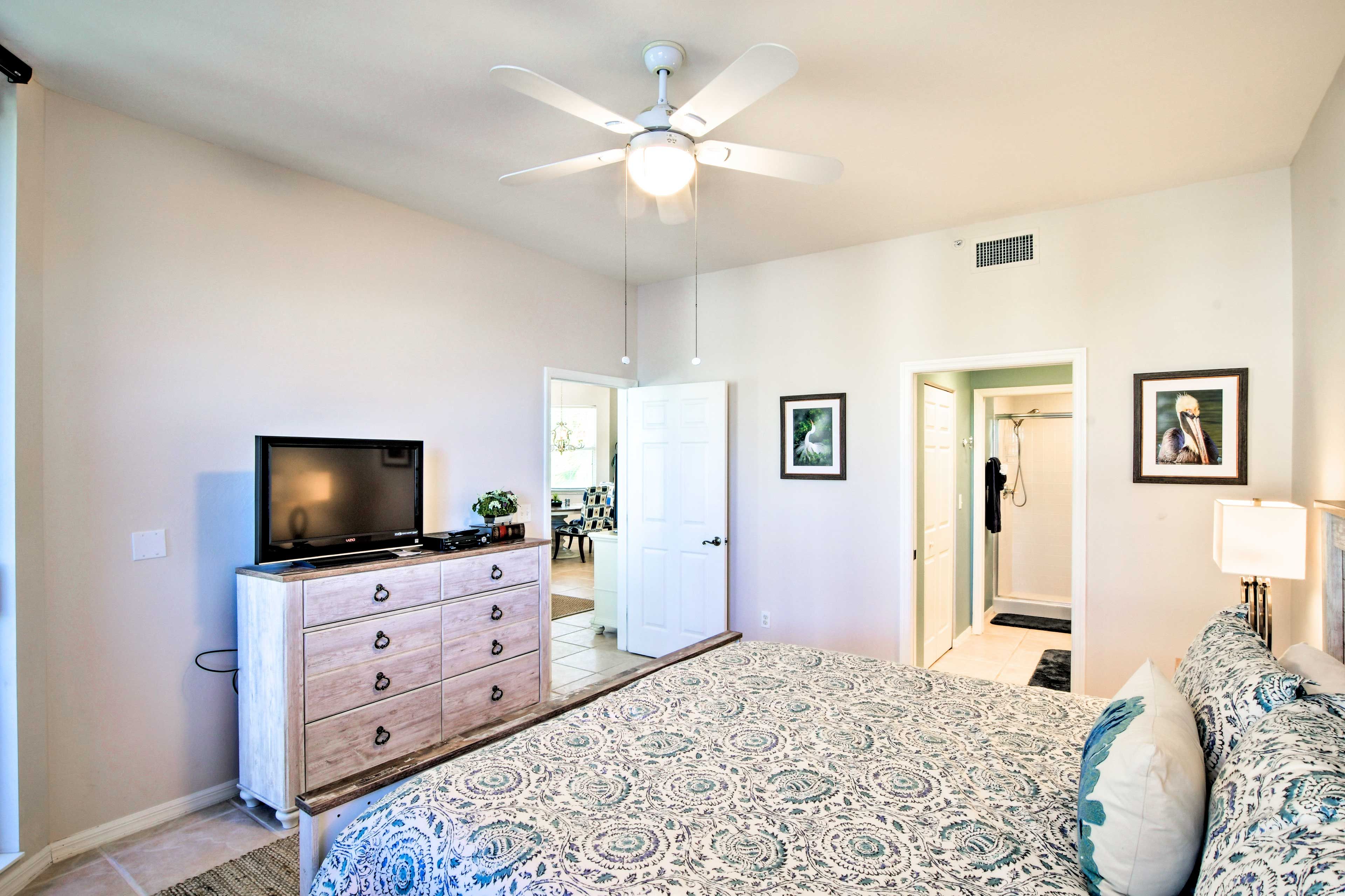 Enjoy the convenience of an en-suite bathroom just steps away!