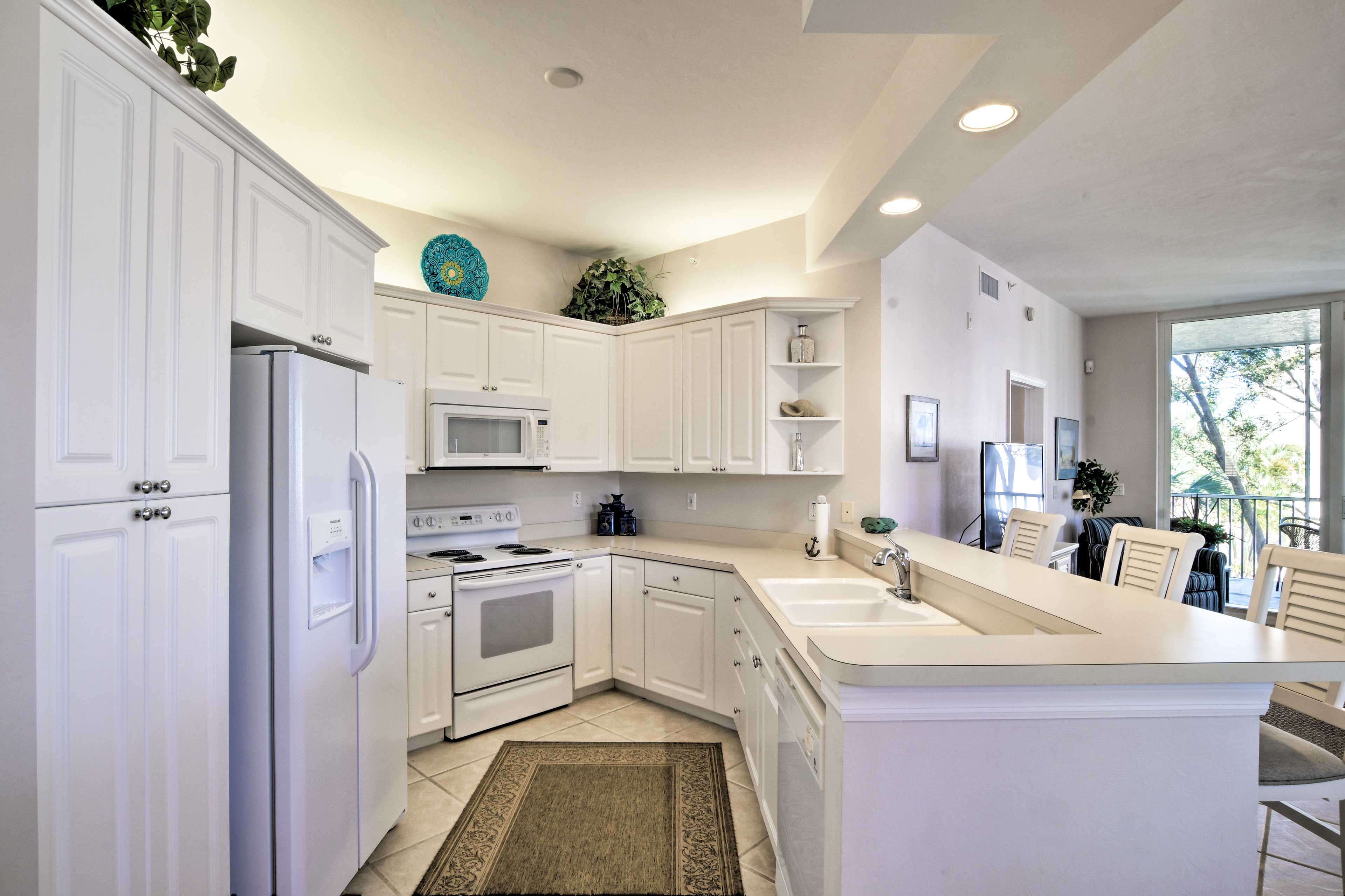 The kitchen is fully equipped with all the essential cookware you'll need!