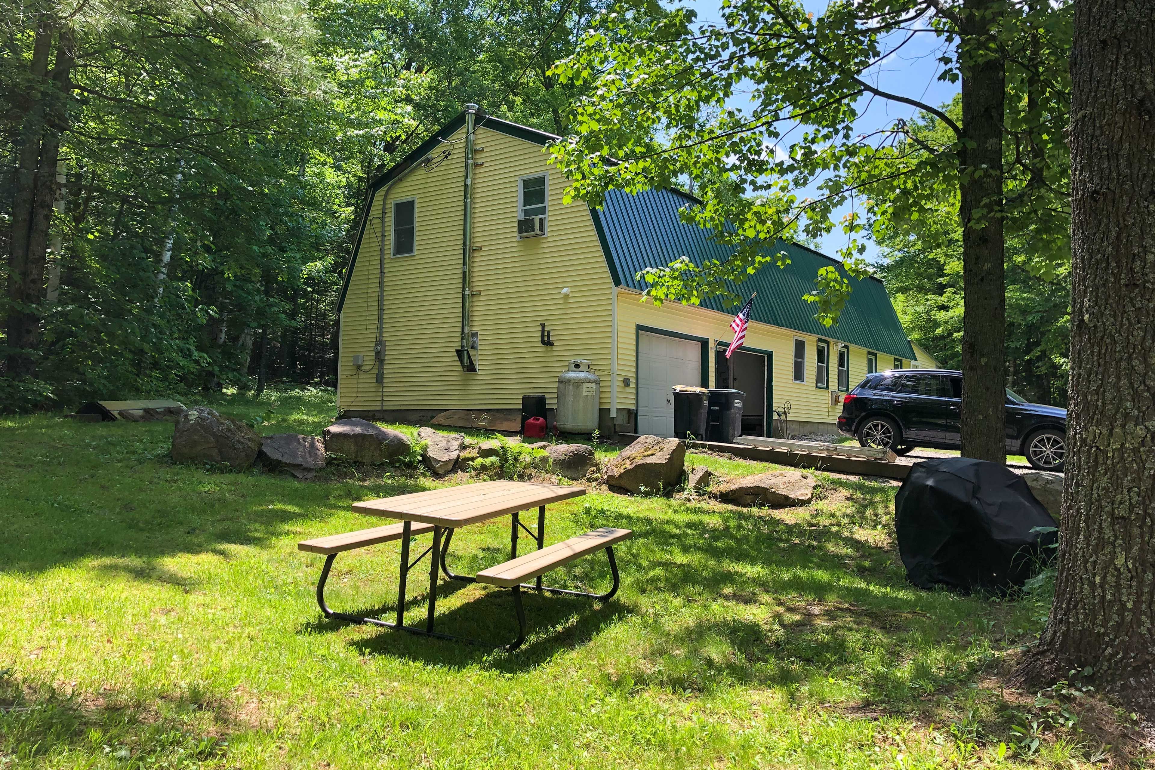 Parking | Garage (1 Vehicles) | Driveway (3 Vehicles)