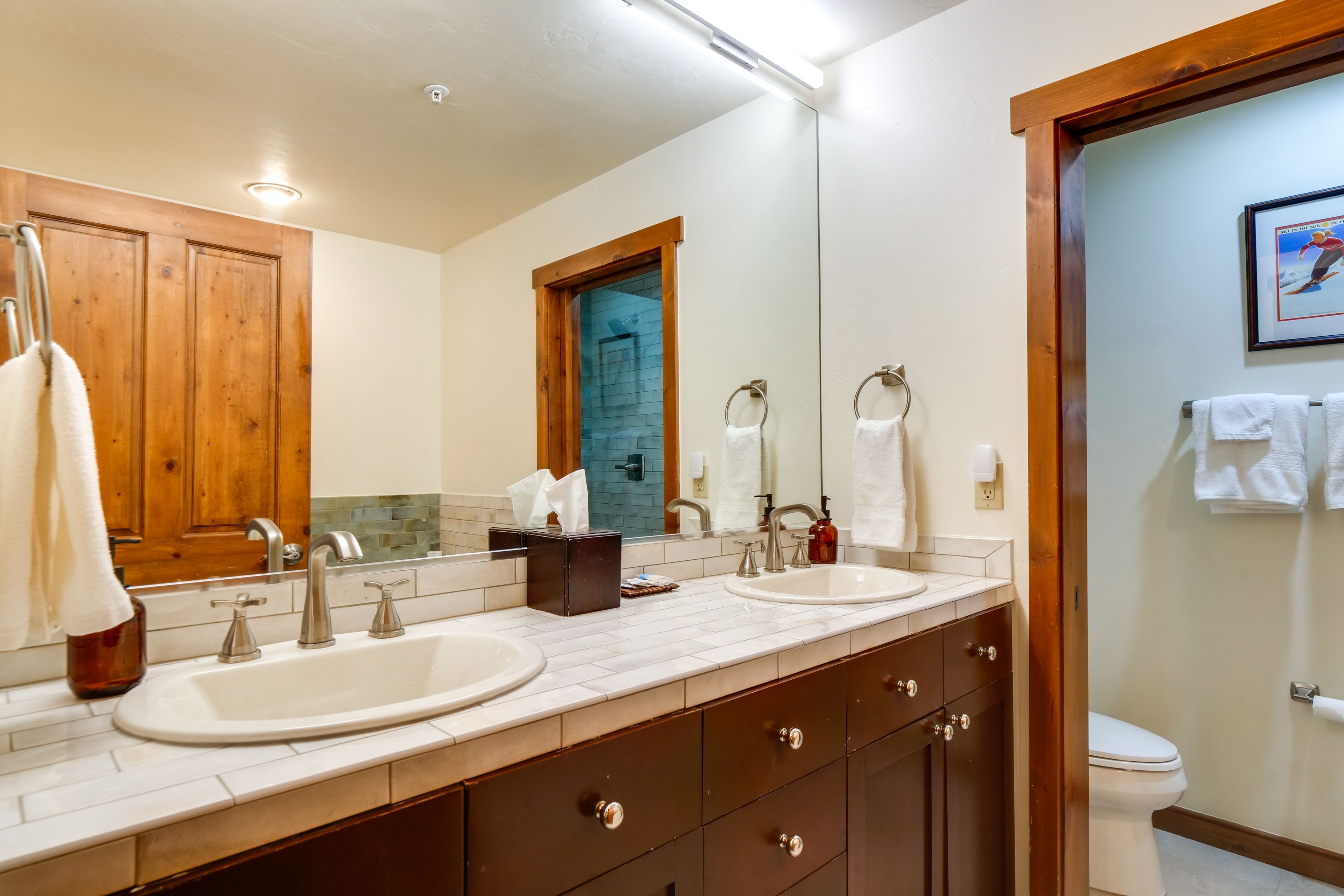 En-Suite Bathroom | Linens/Towels