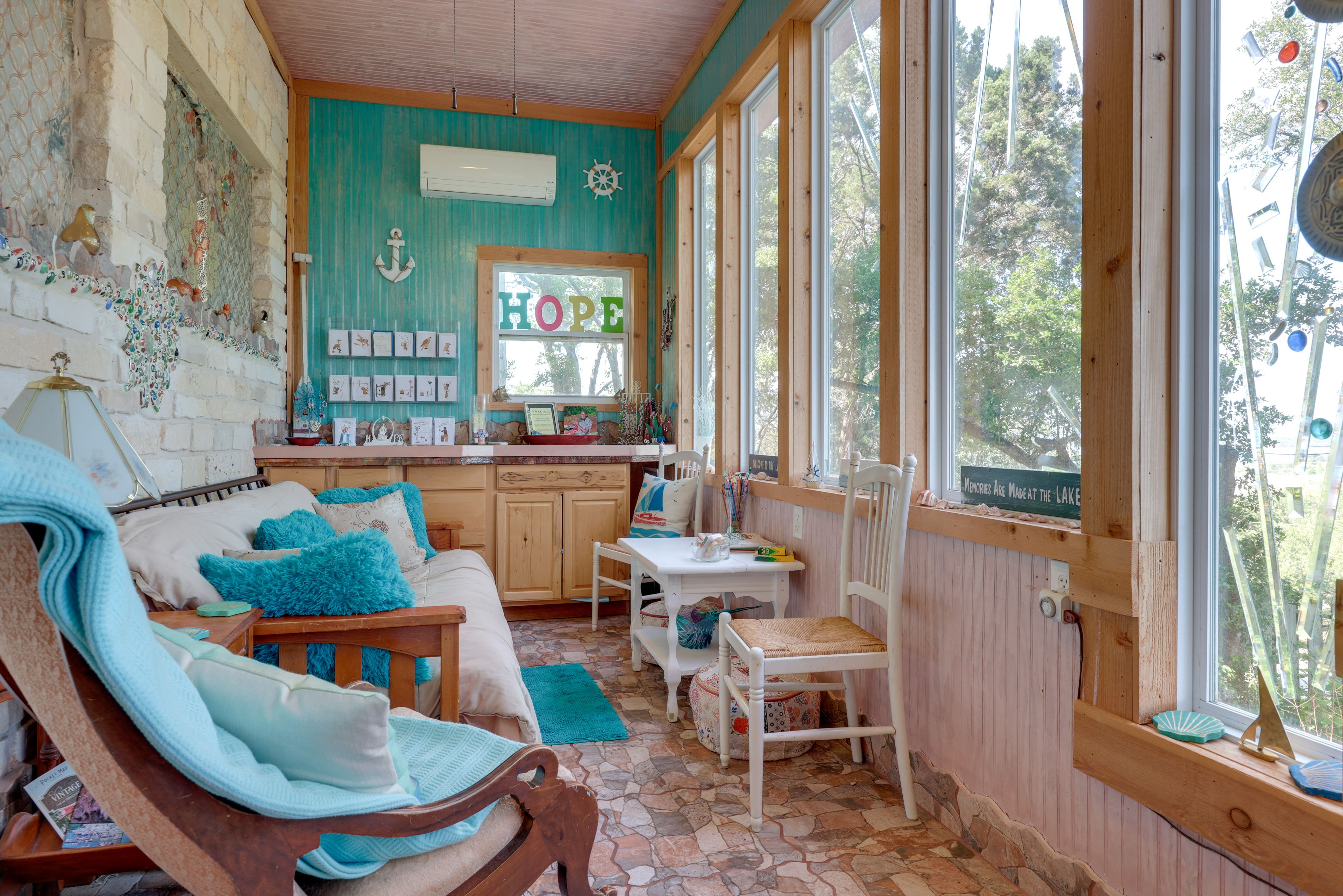 Sunroom | Futon