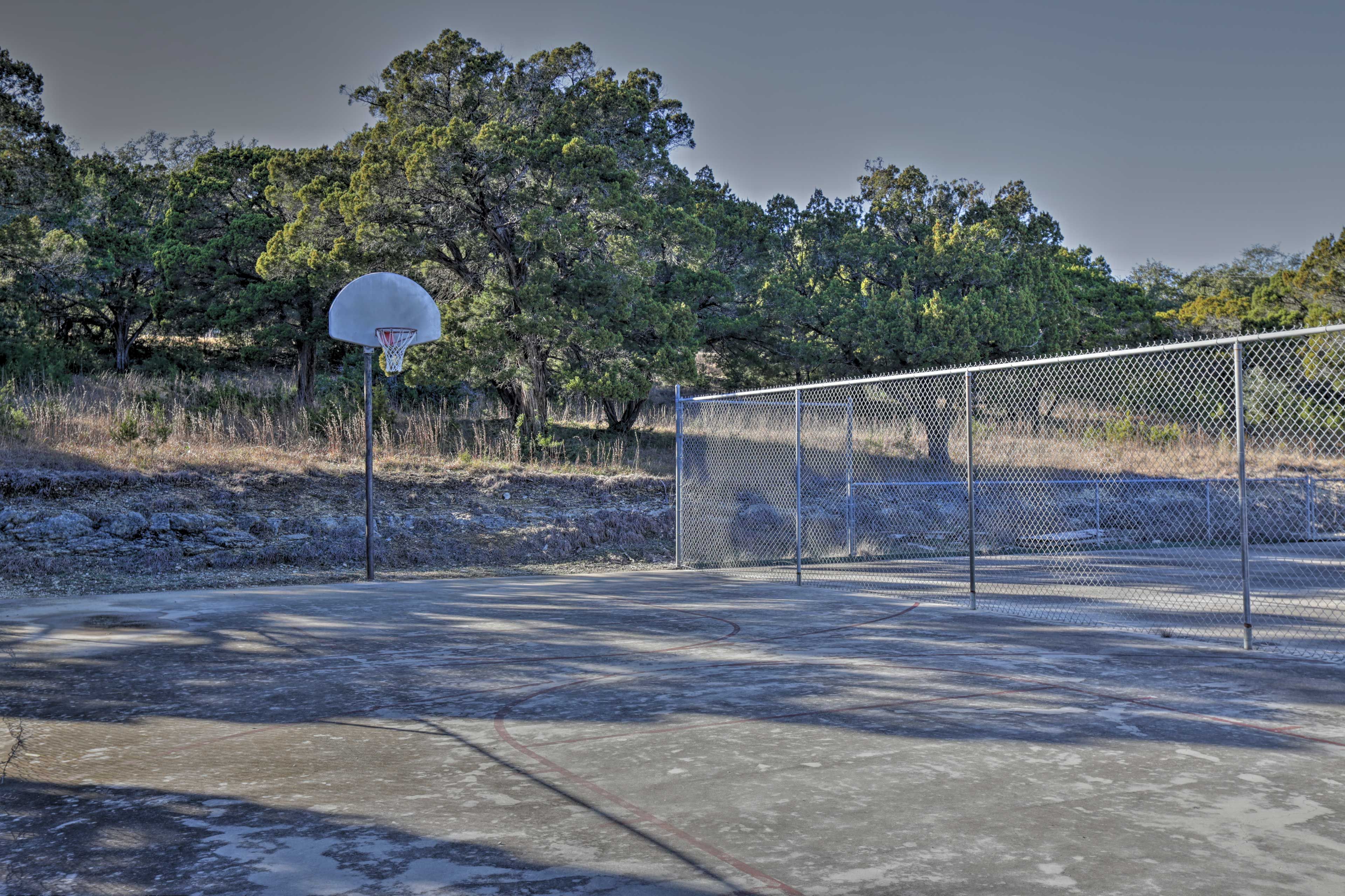 Community Basketball & Tennis Courts