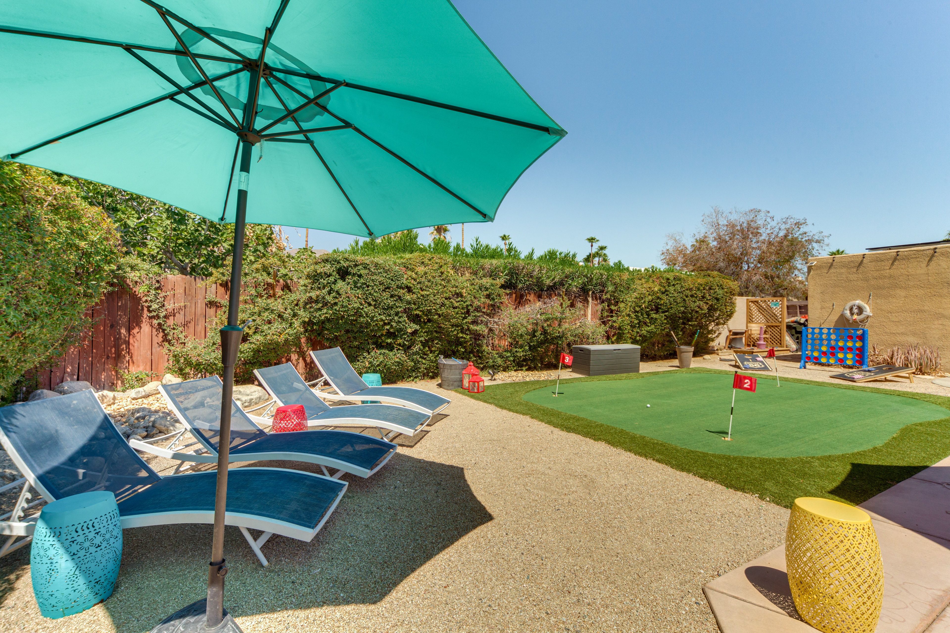 Lounge Area | Beach Umbrella