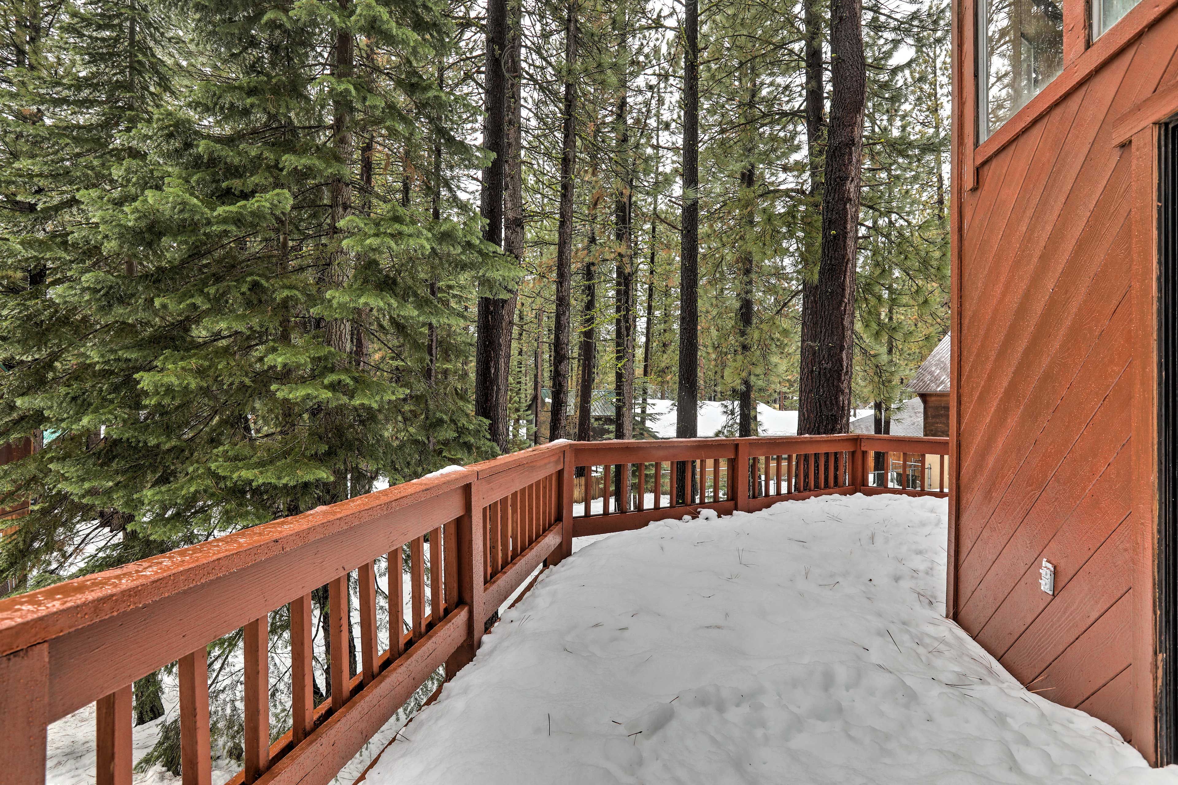 Wraparound Deck