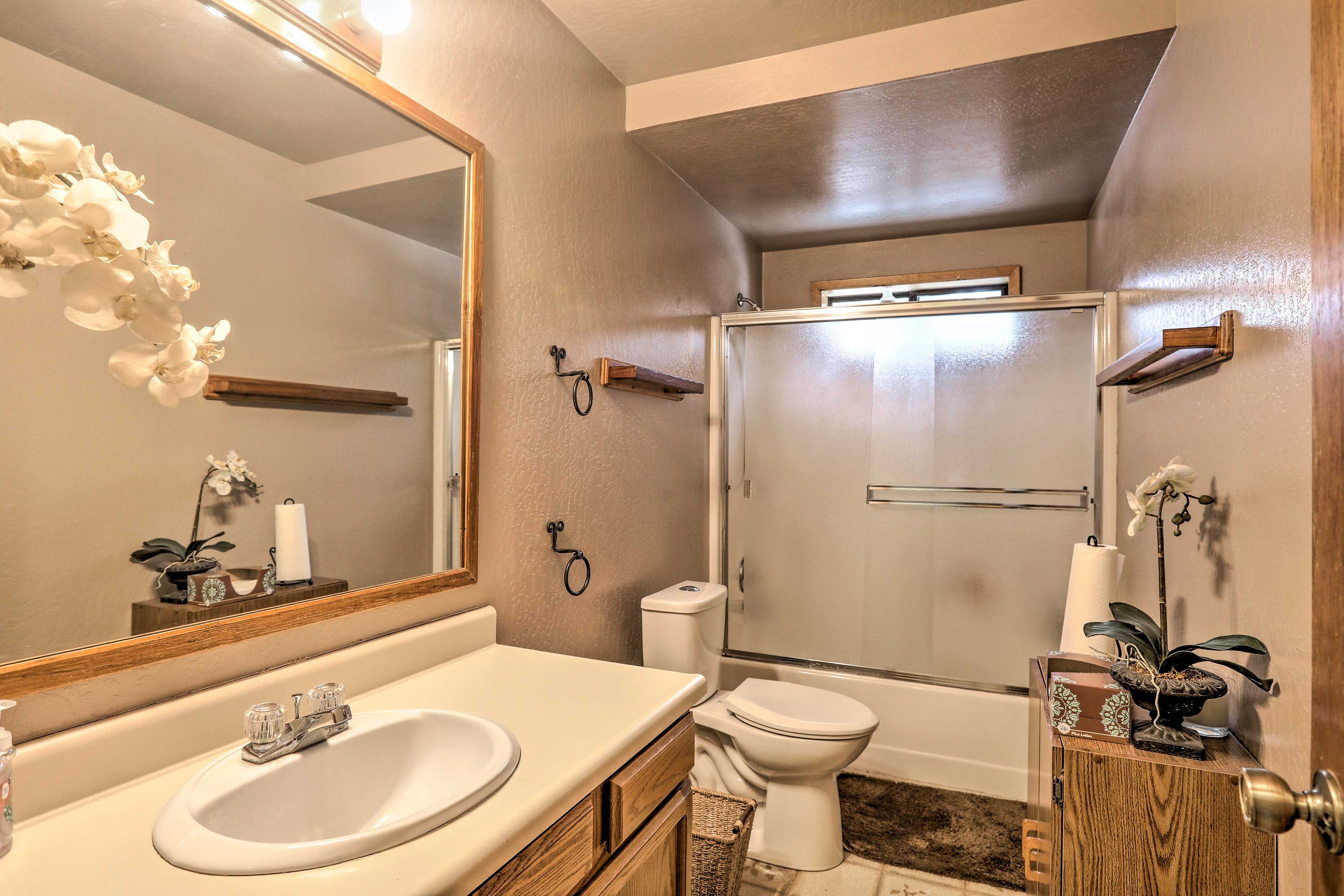 Full Bathroom