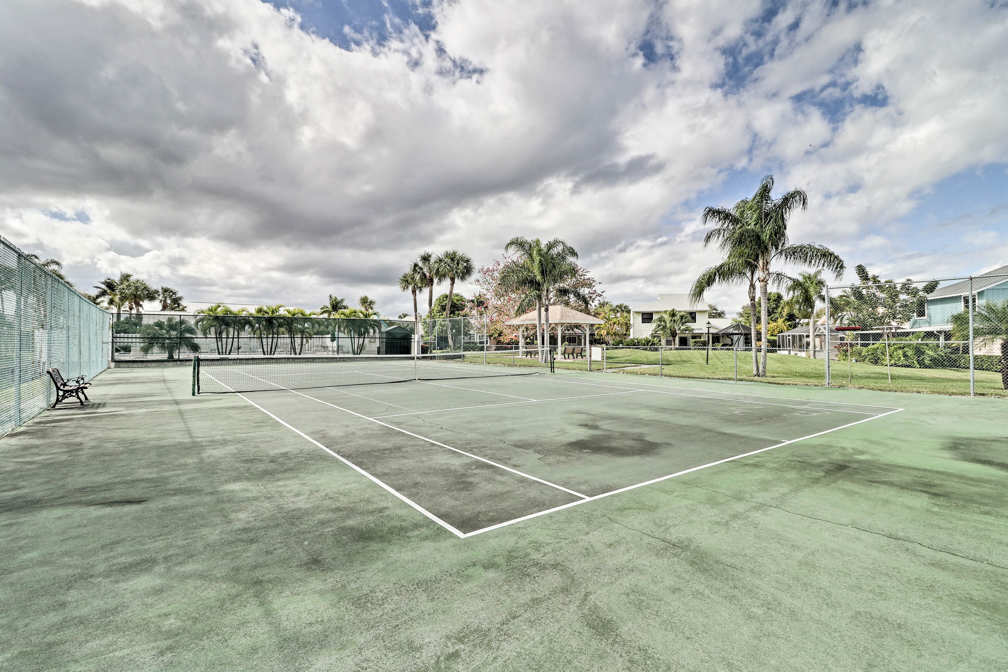 Community Tennis Courts