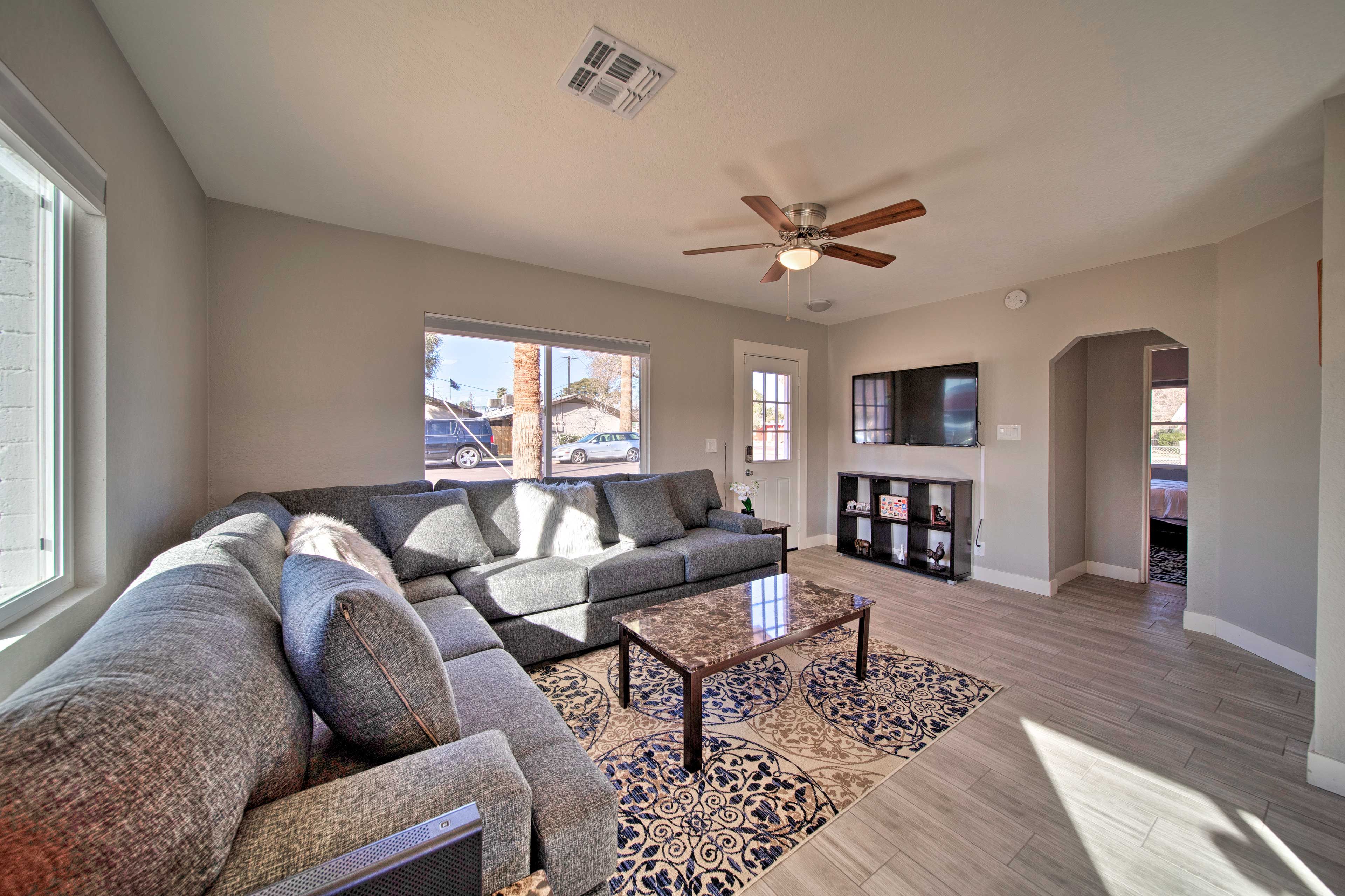 With beds for 4, this spacious home is ideal for families seeking comfort.