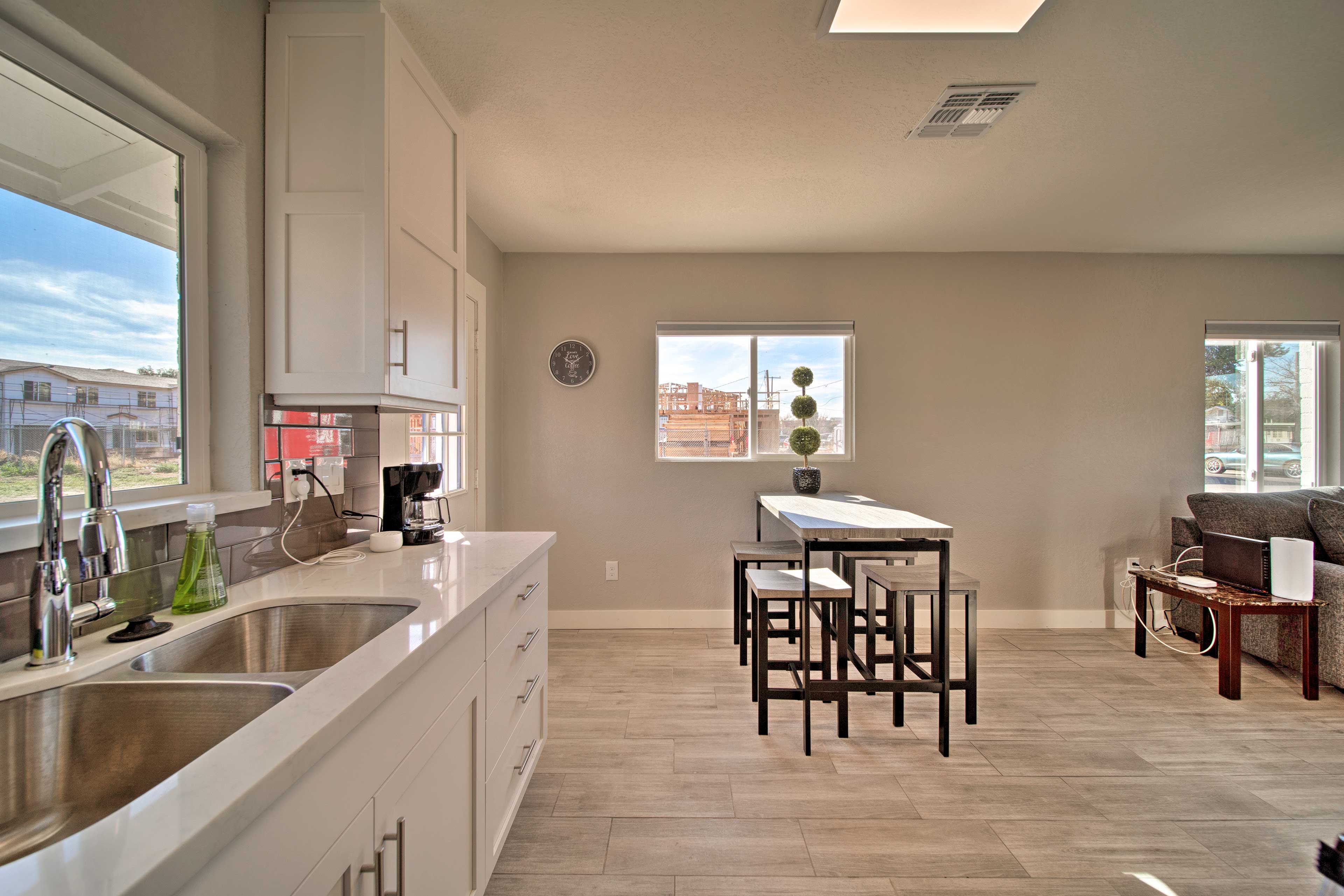 Slice and dice on the expansive countertops.
