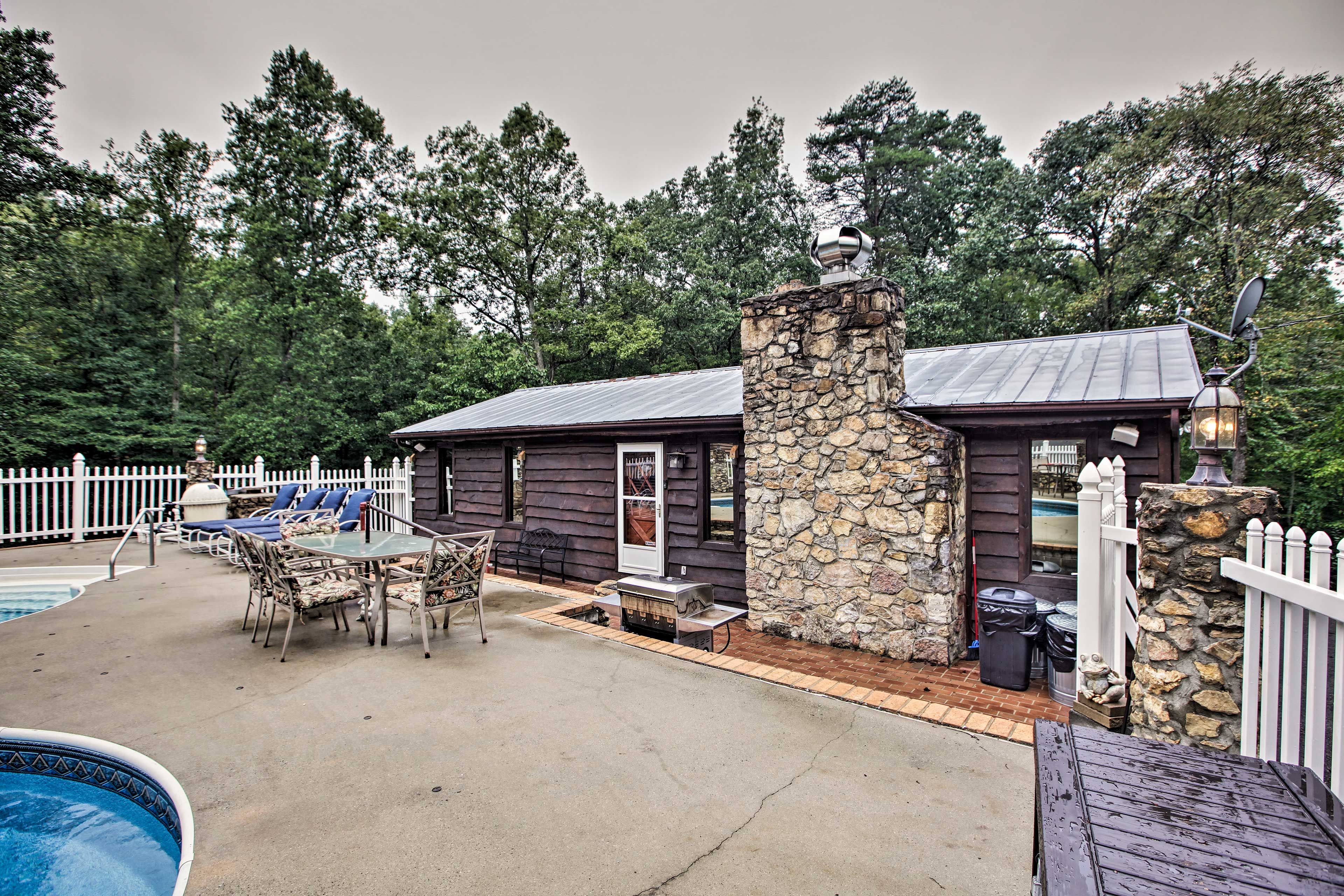 Cabin 1 Exterior