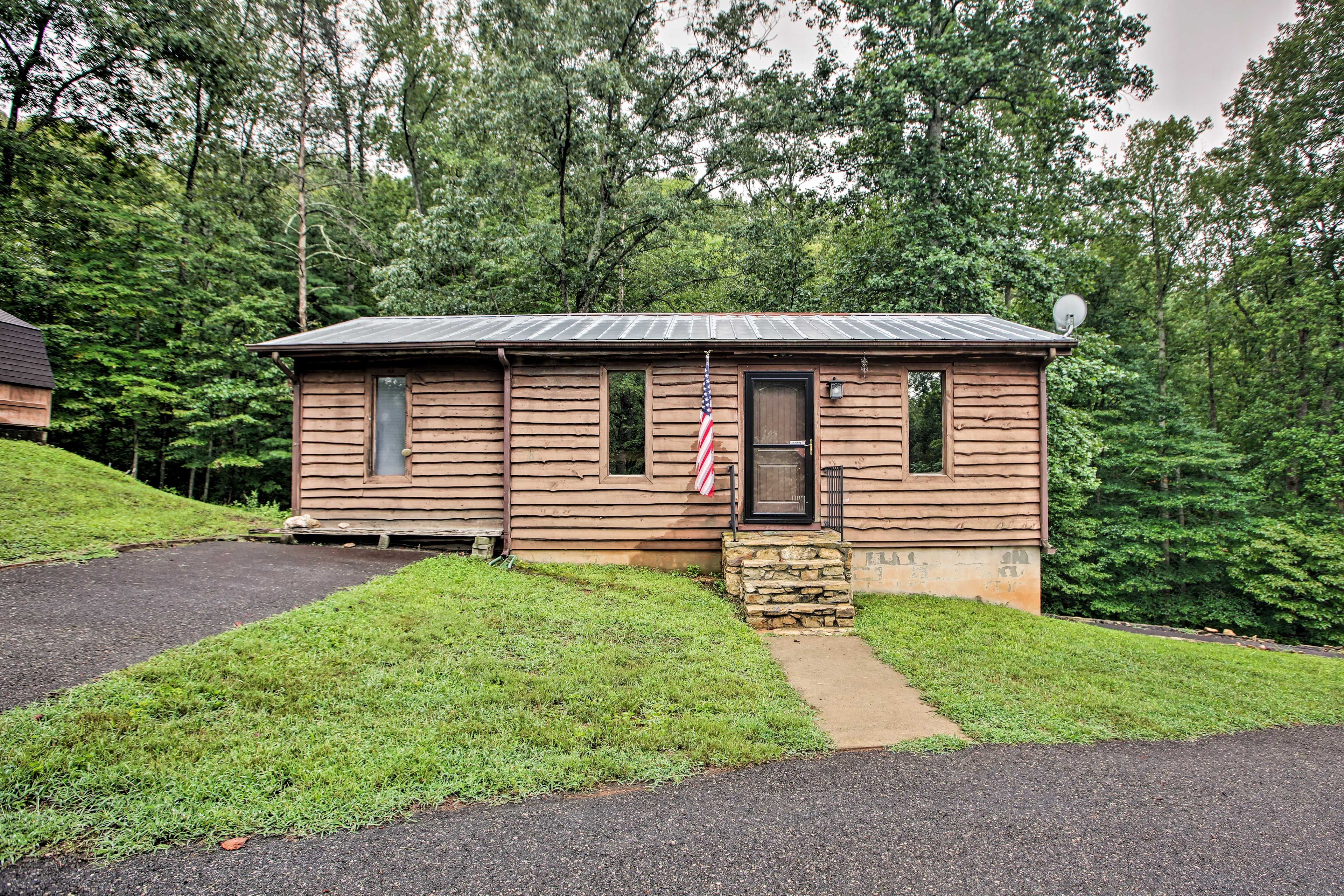 Cabin 2 Exterior
