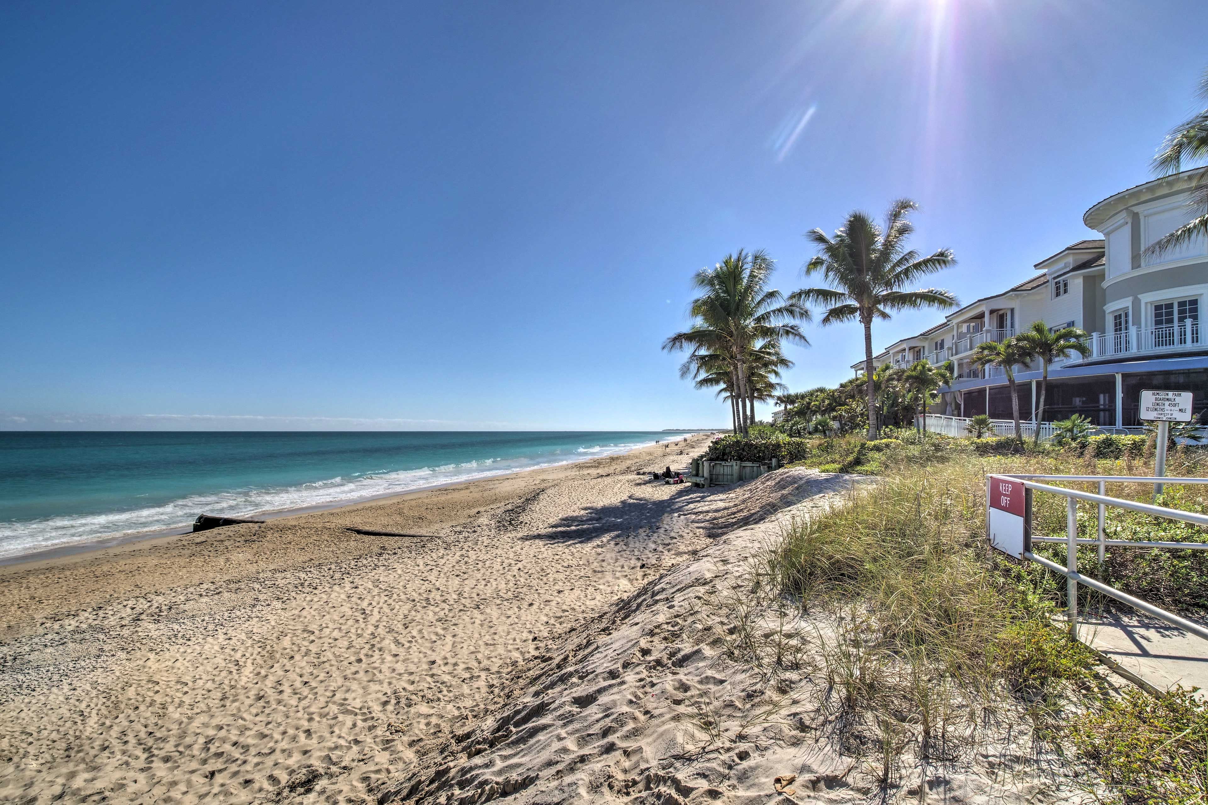 Enjoy sunny days spent by the water.