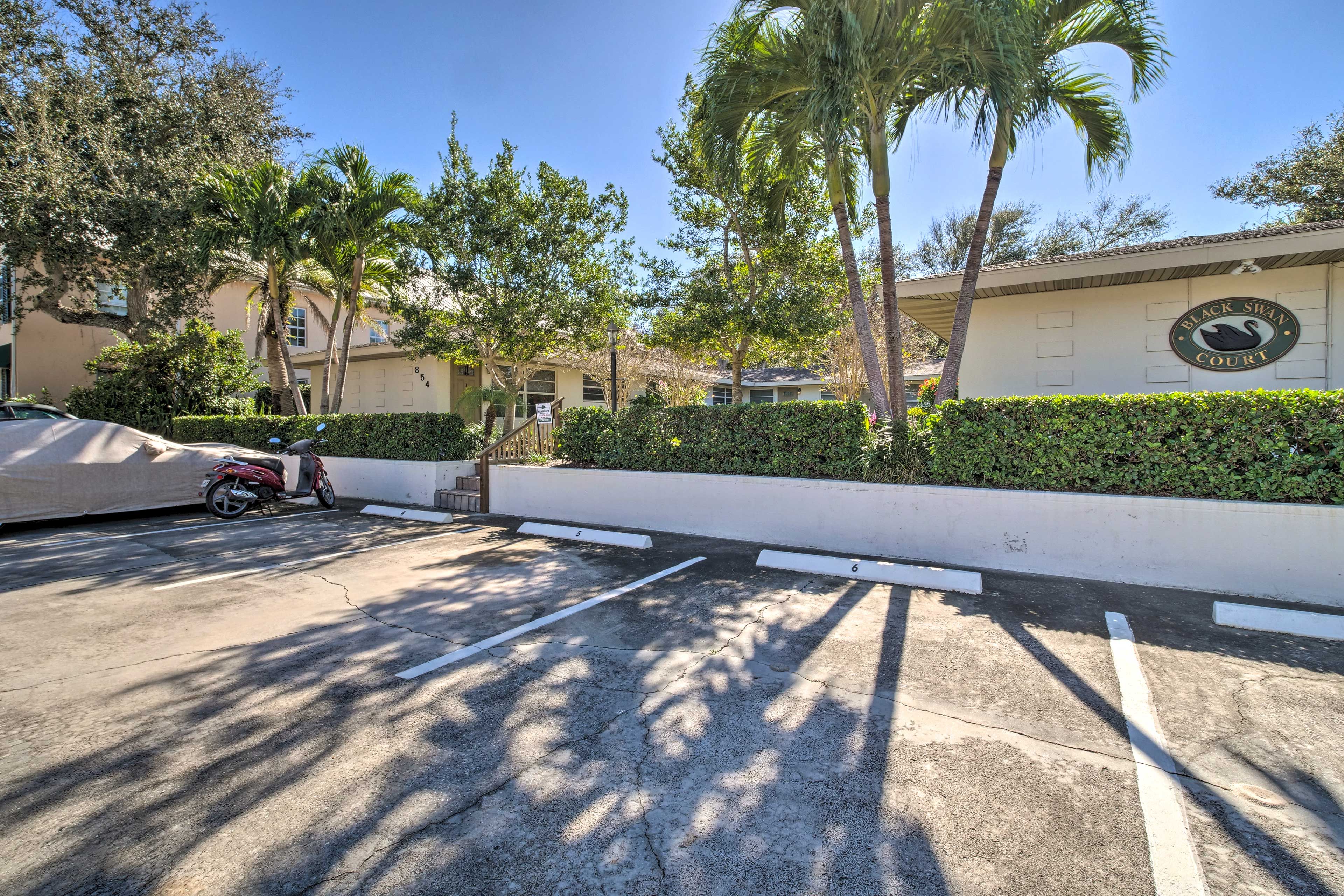 There's parking available for 2 vehicles in the driveway.