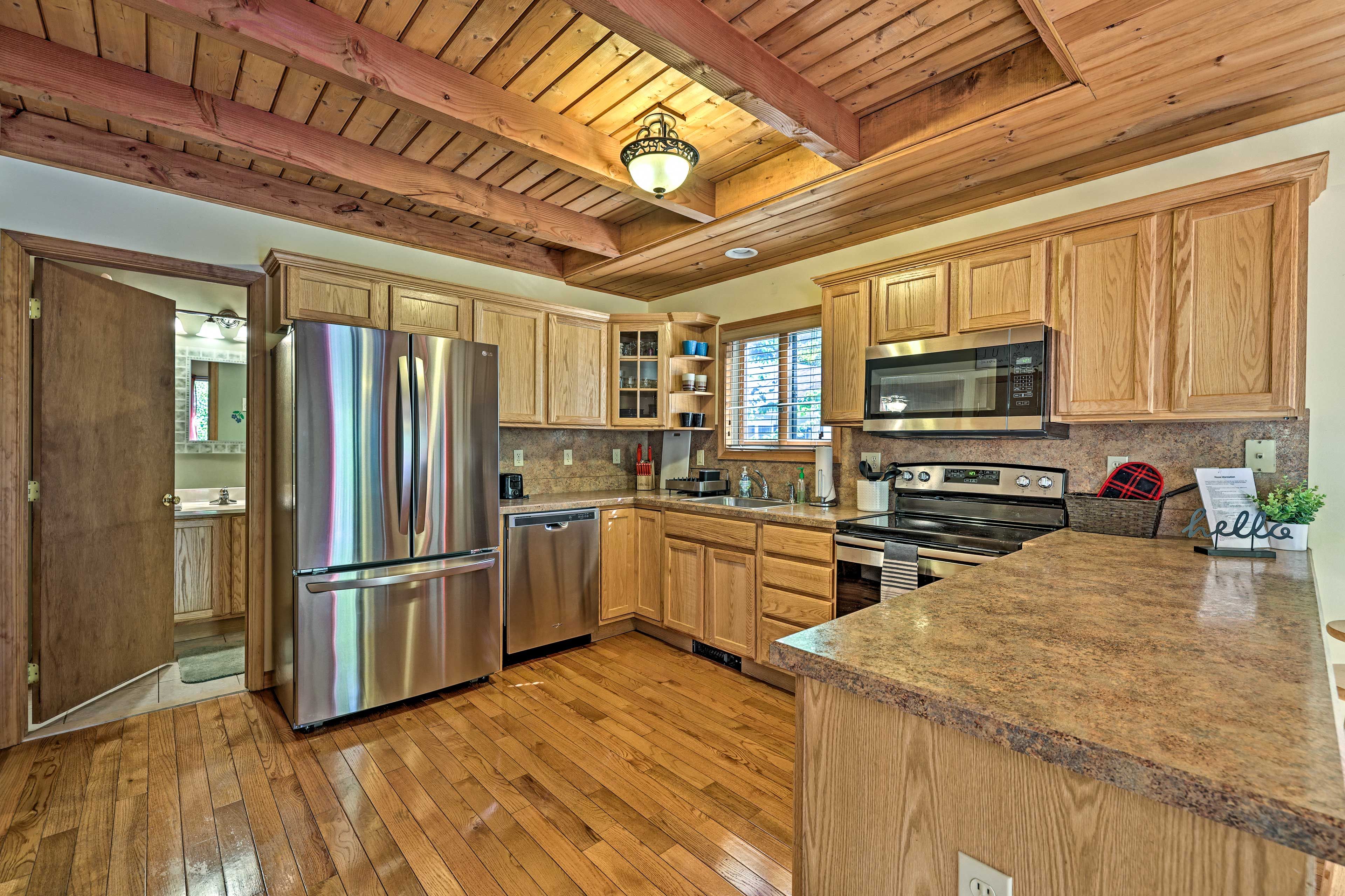 Fully Equipped Kitchen | Toaster