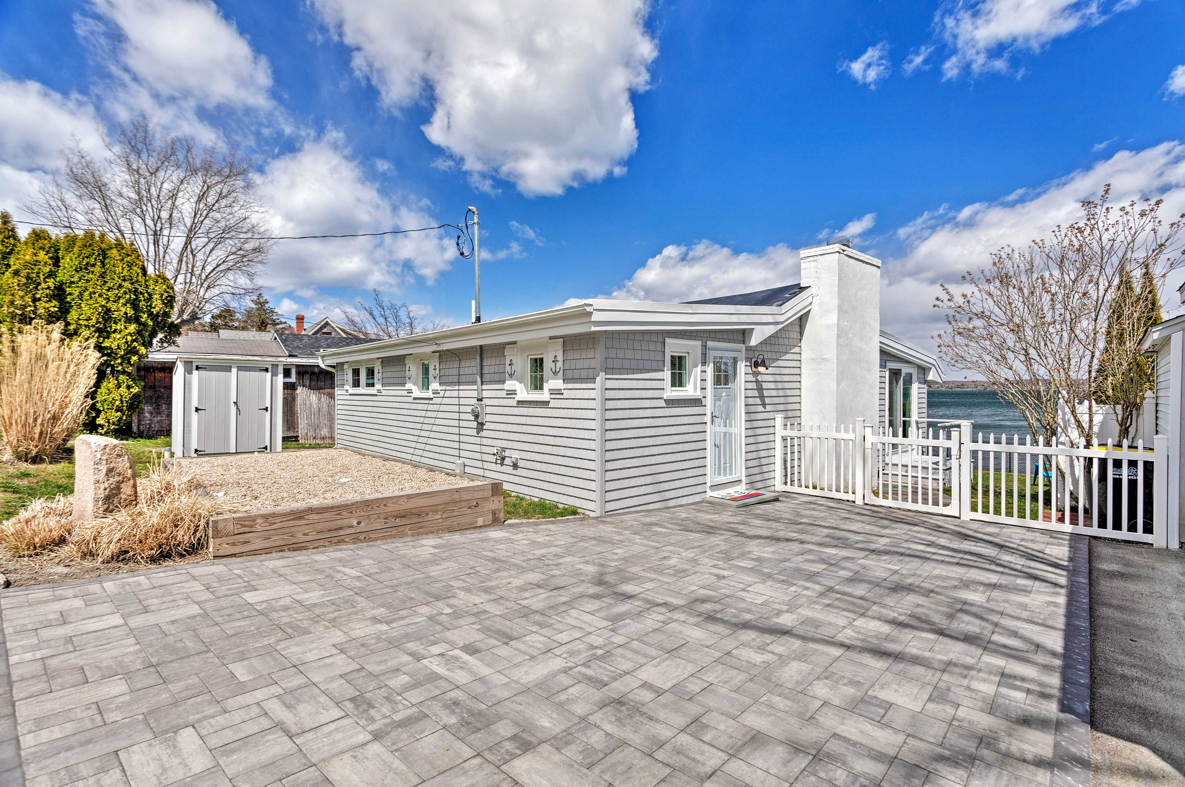 Property Exterior | Driveway (1 Vehicle) | Street Parking