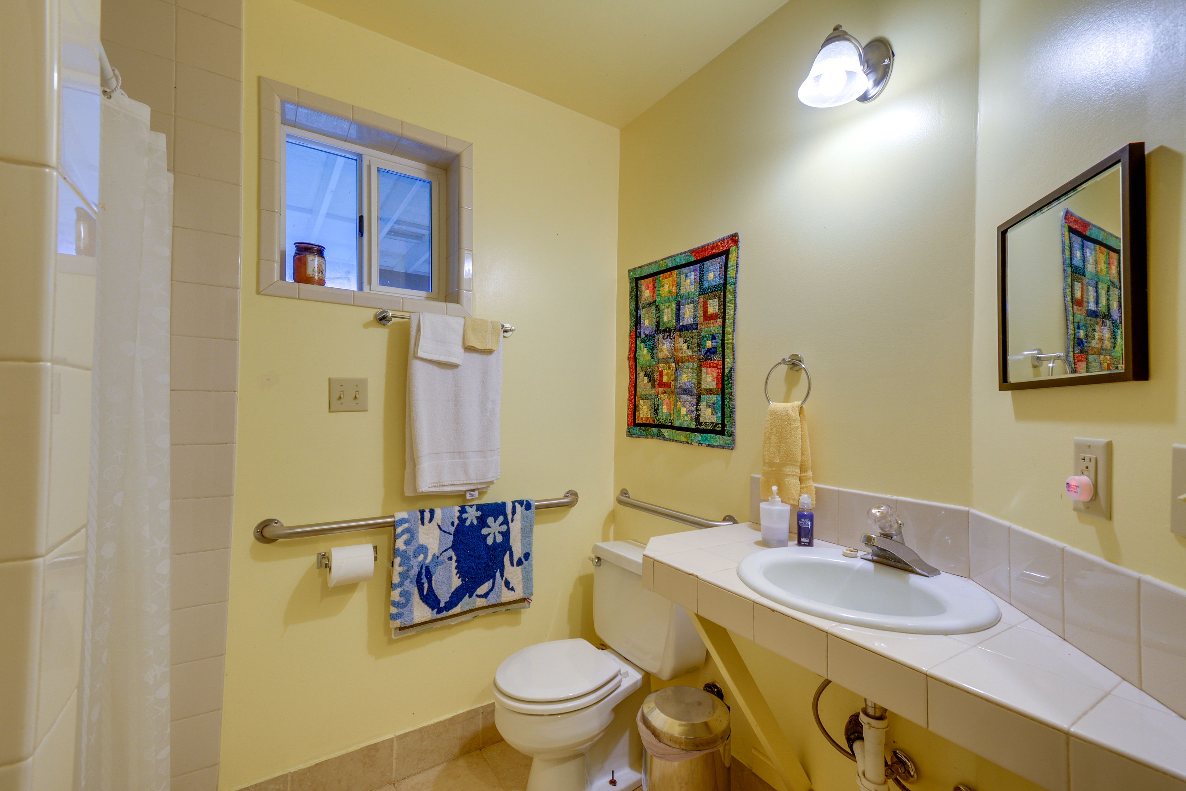 Full Bathroom | 2nd Floor | Grab Rails in Bathroom