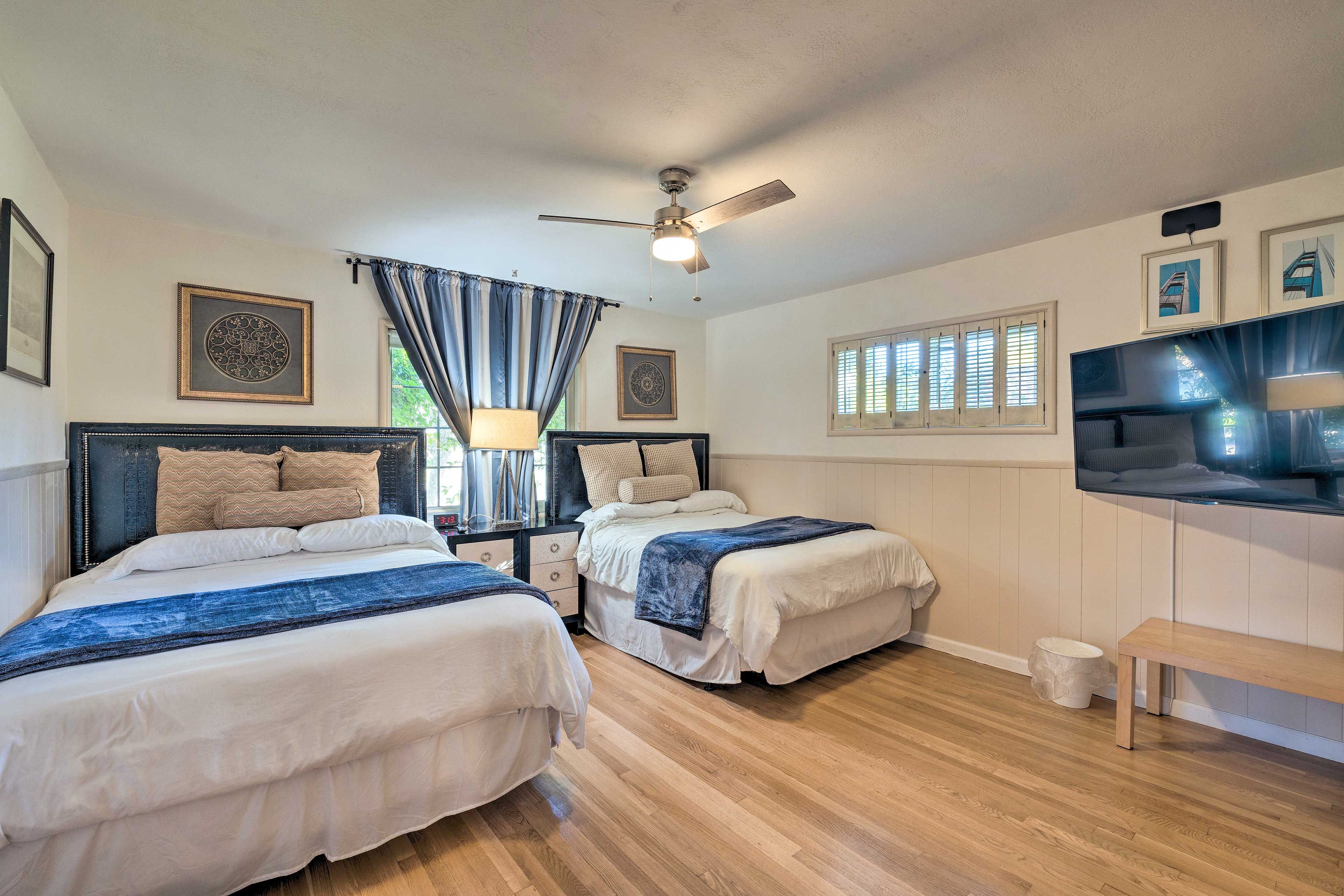 Bedroom 2 | 2 Queen Beds