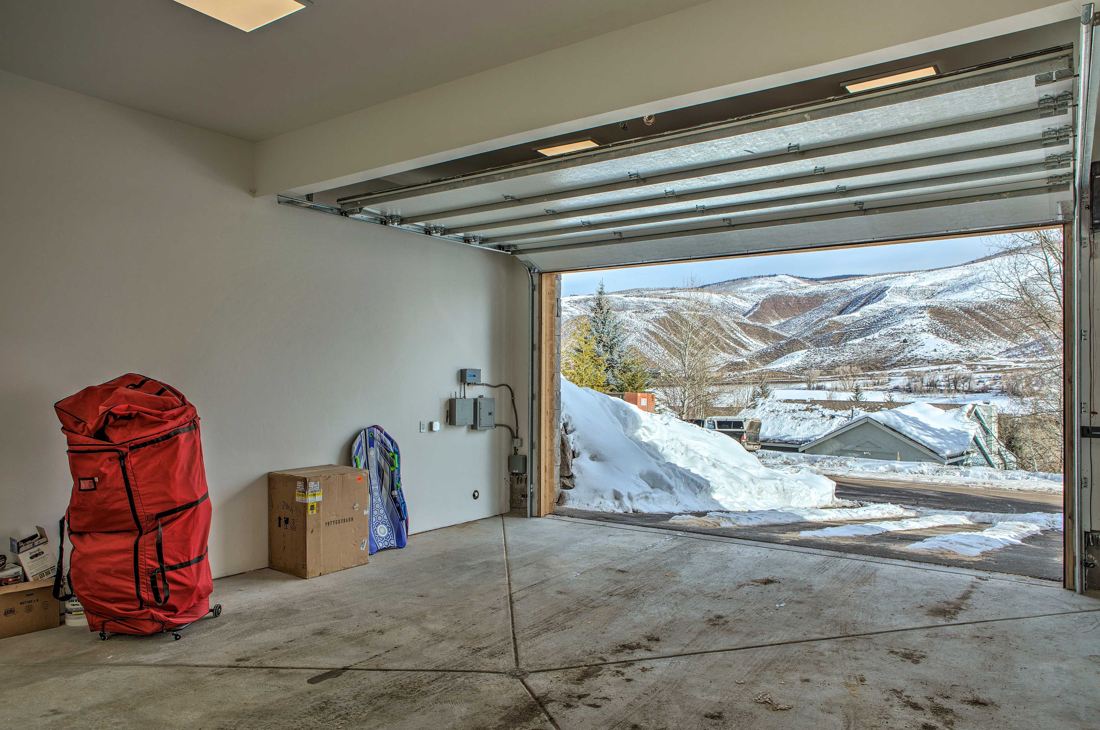 Garage | Parking for 2 Vehicles