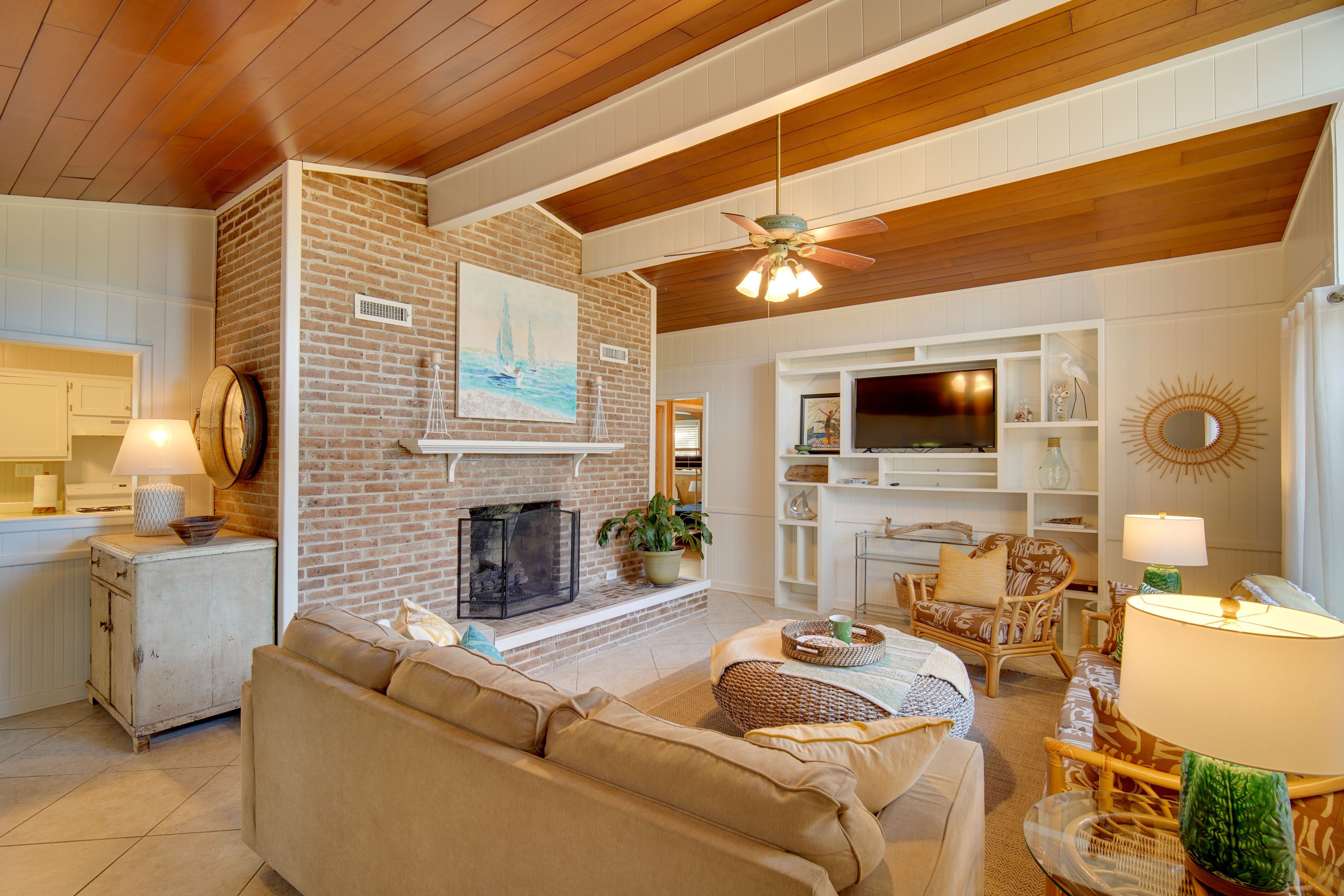 Elberta Vacation Rental | 2BR | 1BA | 1,044 Sq Ft | Single-Story Home