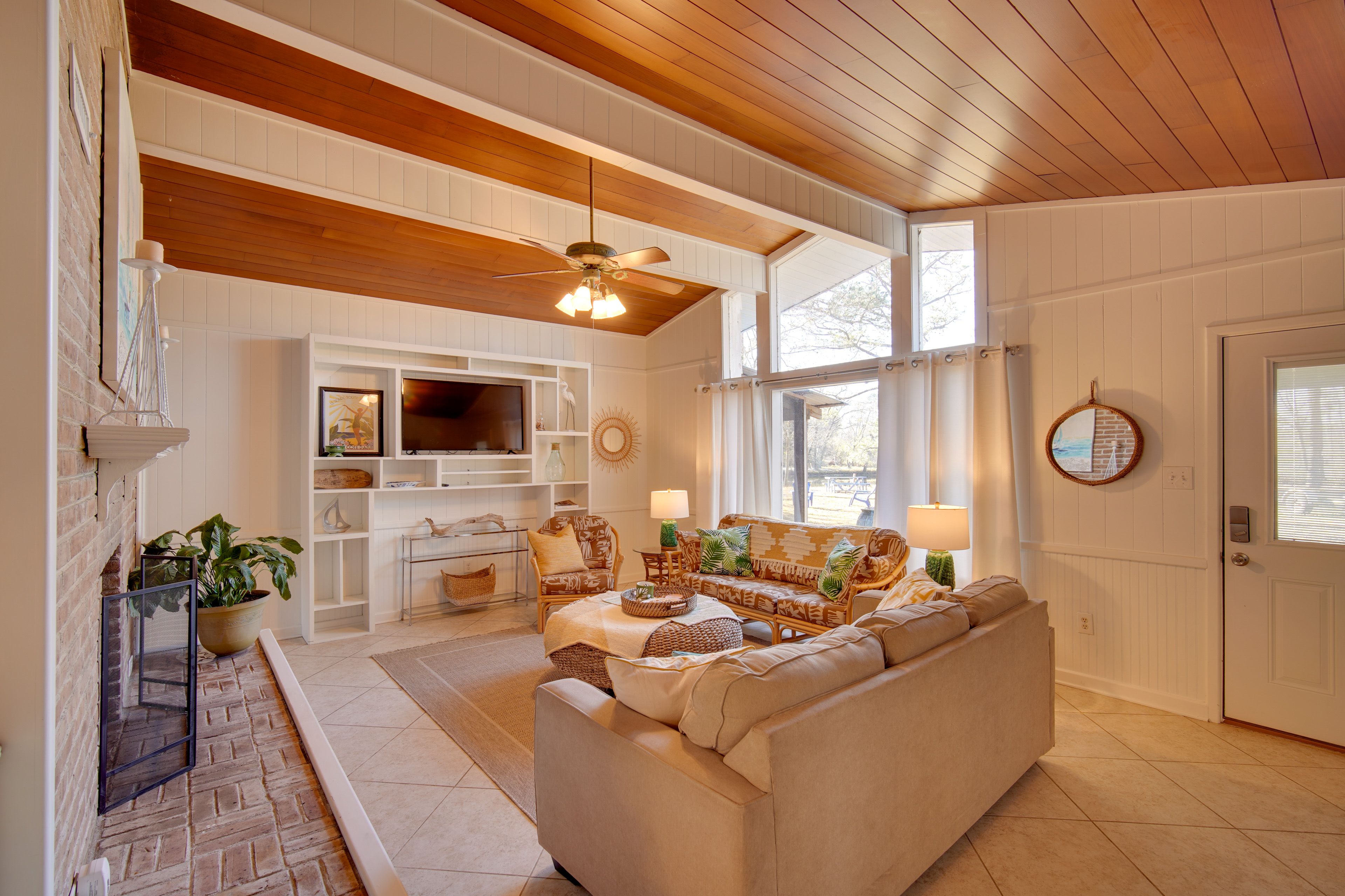 Living Room | Recently Remodeled