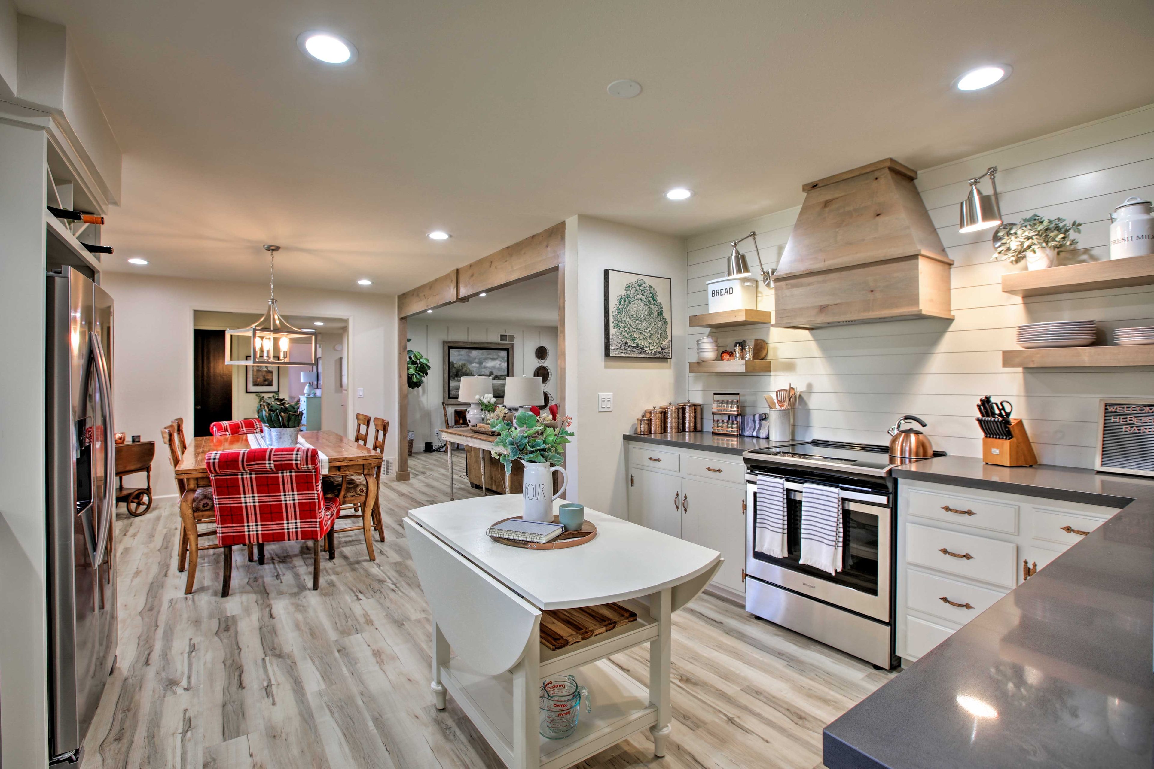 You'll love this charming space.