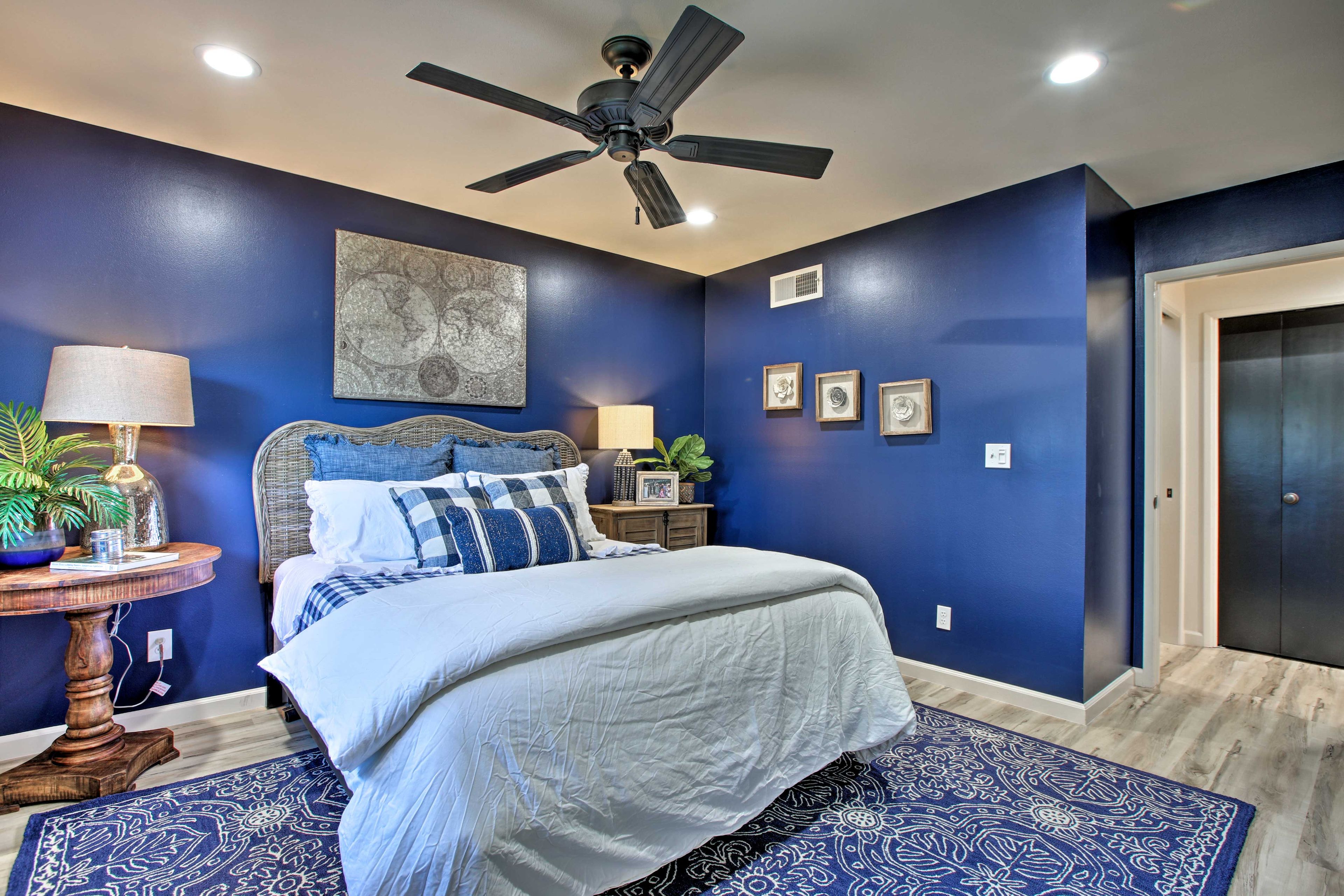 The ceiling fan will keep you cool!