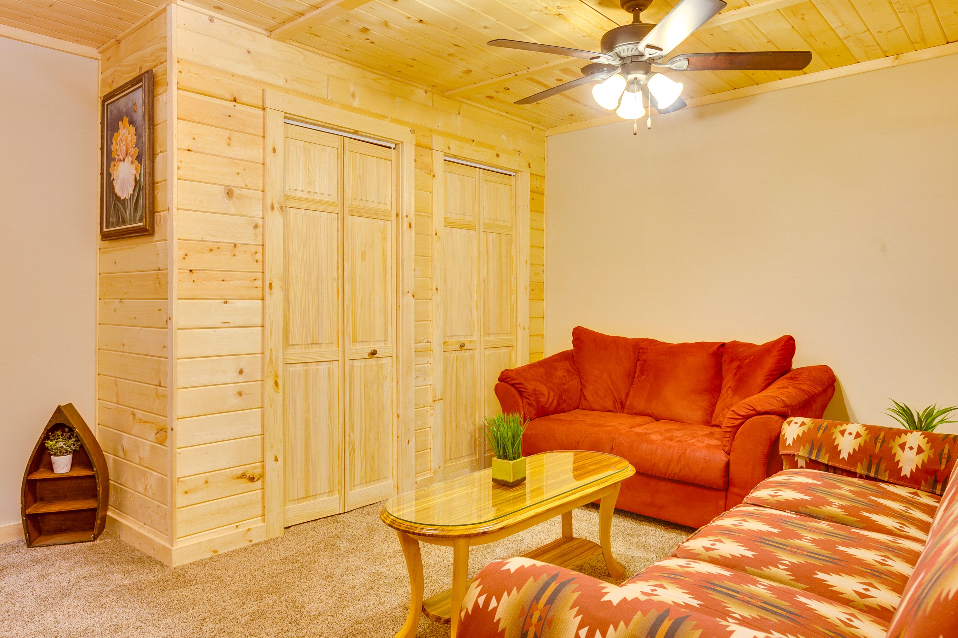 Sitting Room | Basement