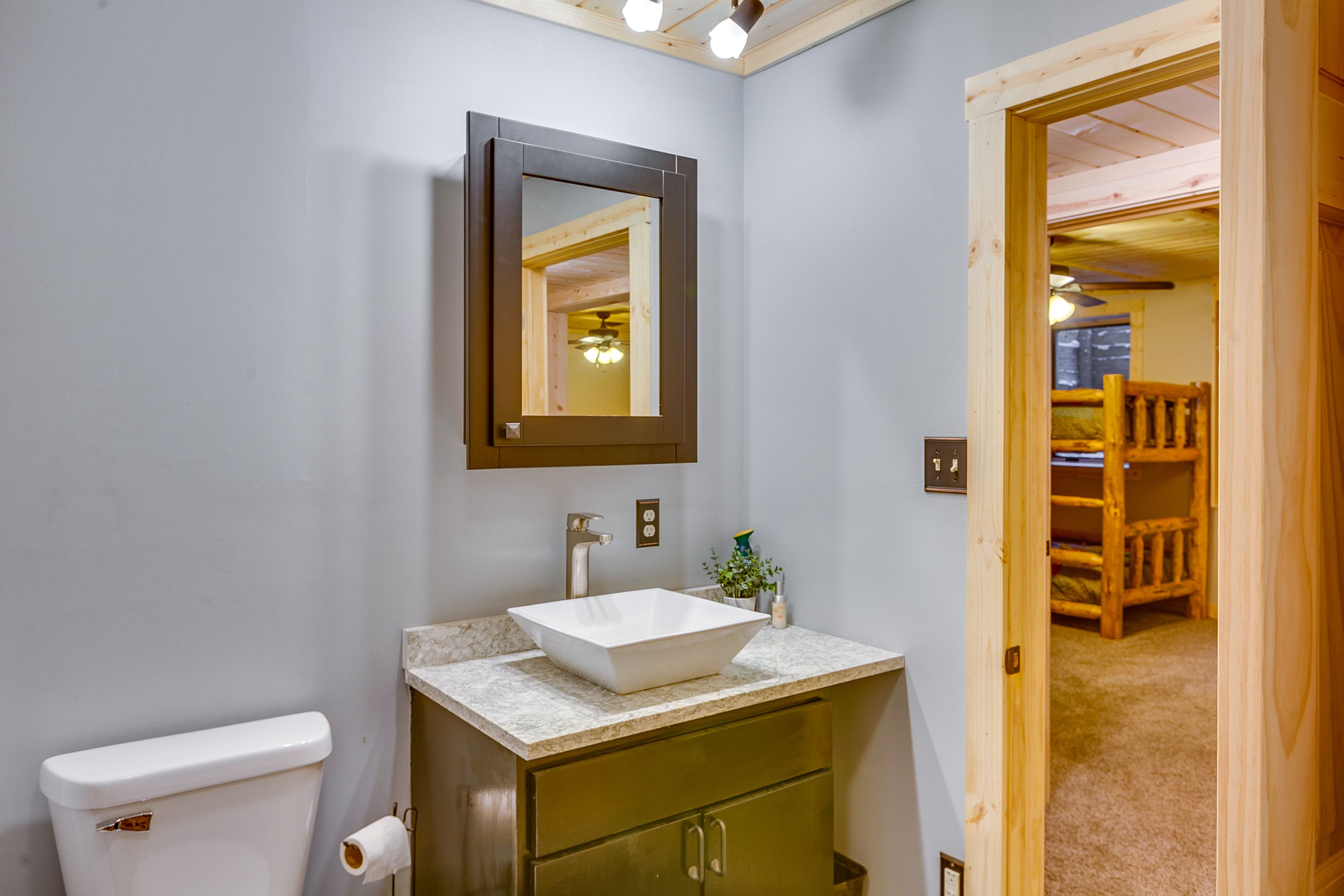 Full Bathroom | Basement