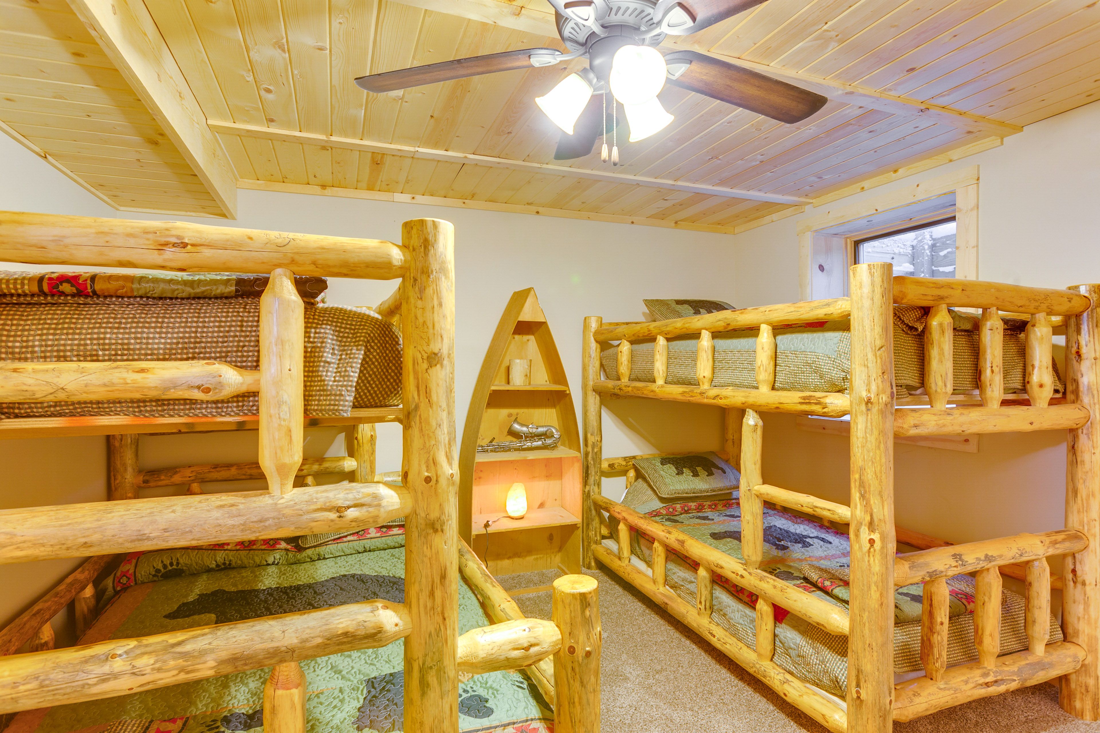Bedroom 4 | Basement | Twin Bunk Bed | Twin/Full Bunk Bed