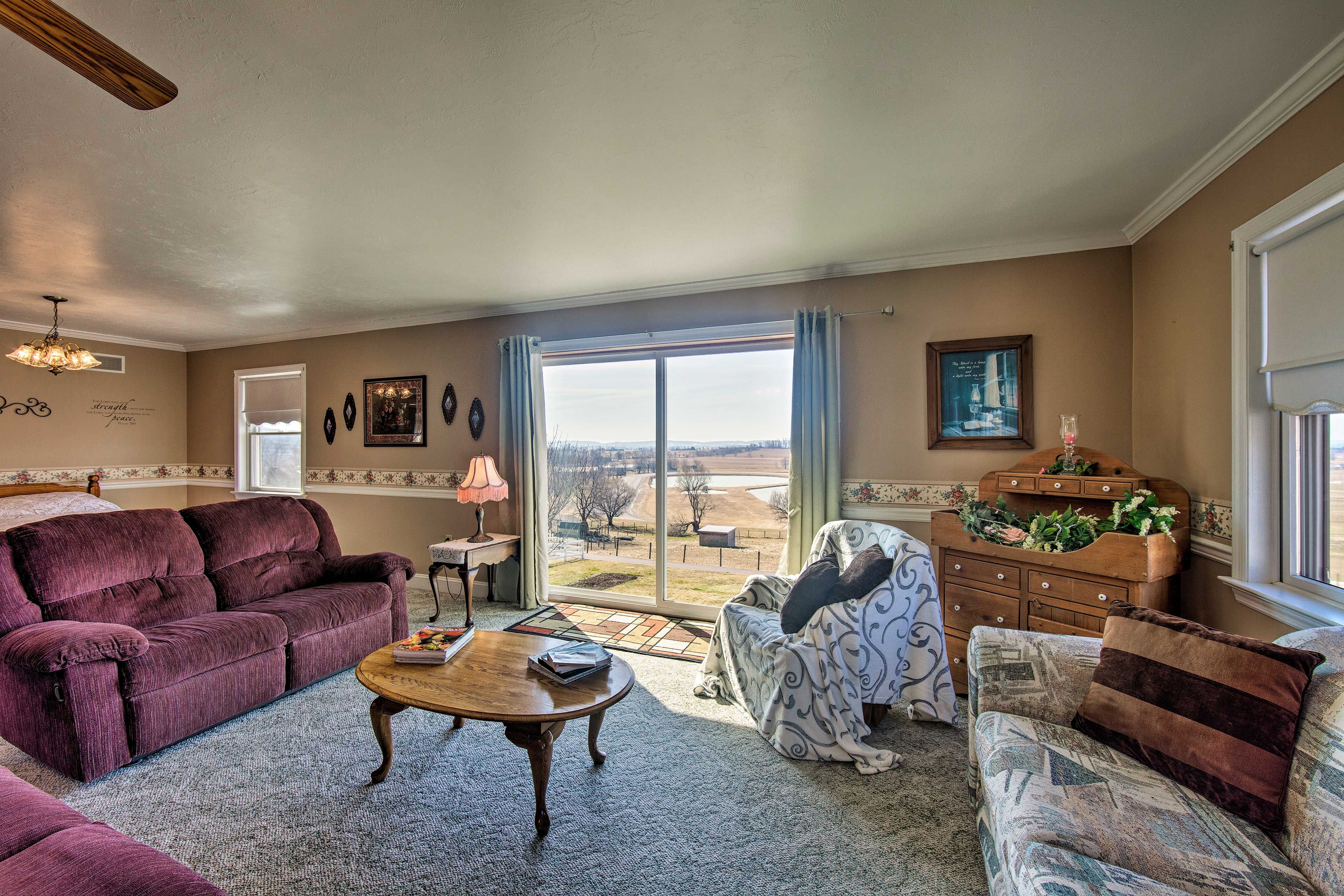 Living Room | Queen Bed | Sleeper Sofa | Pond Views