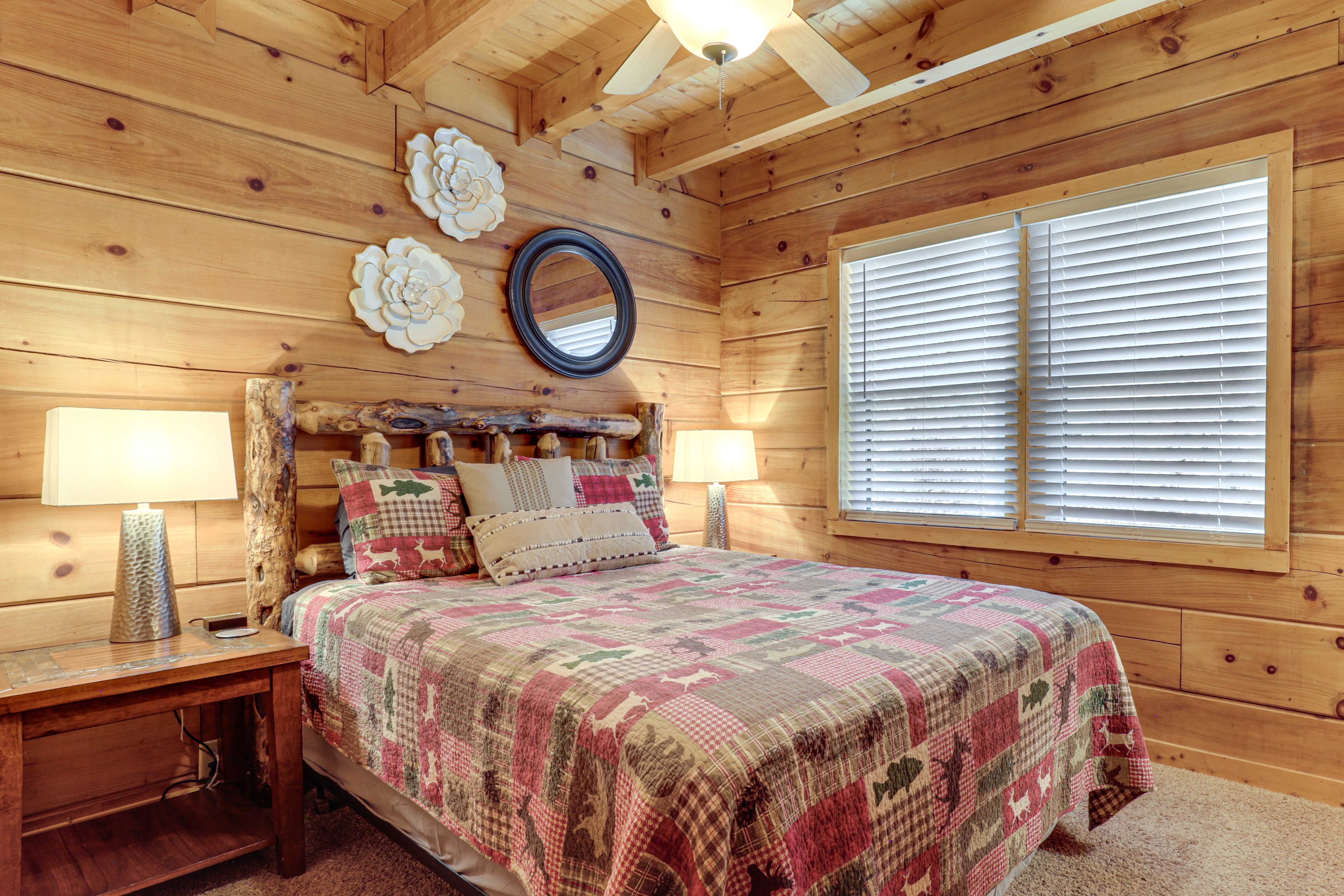 Bedroom 2 | Main Level | Queen Bed