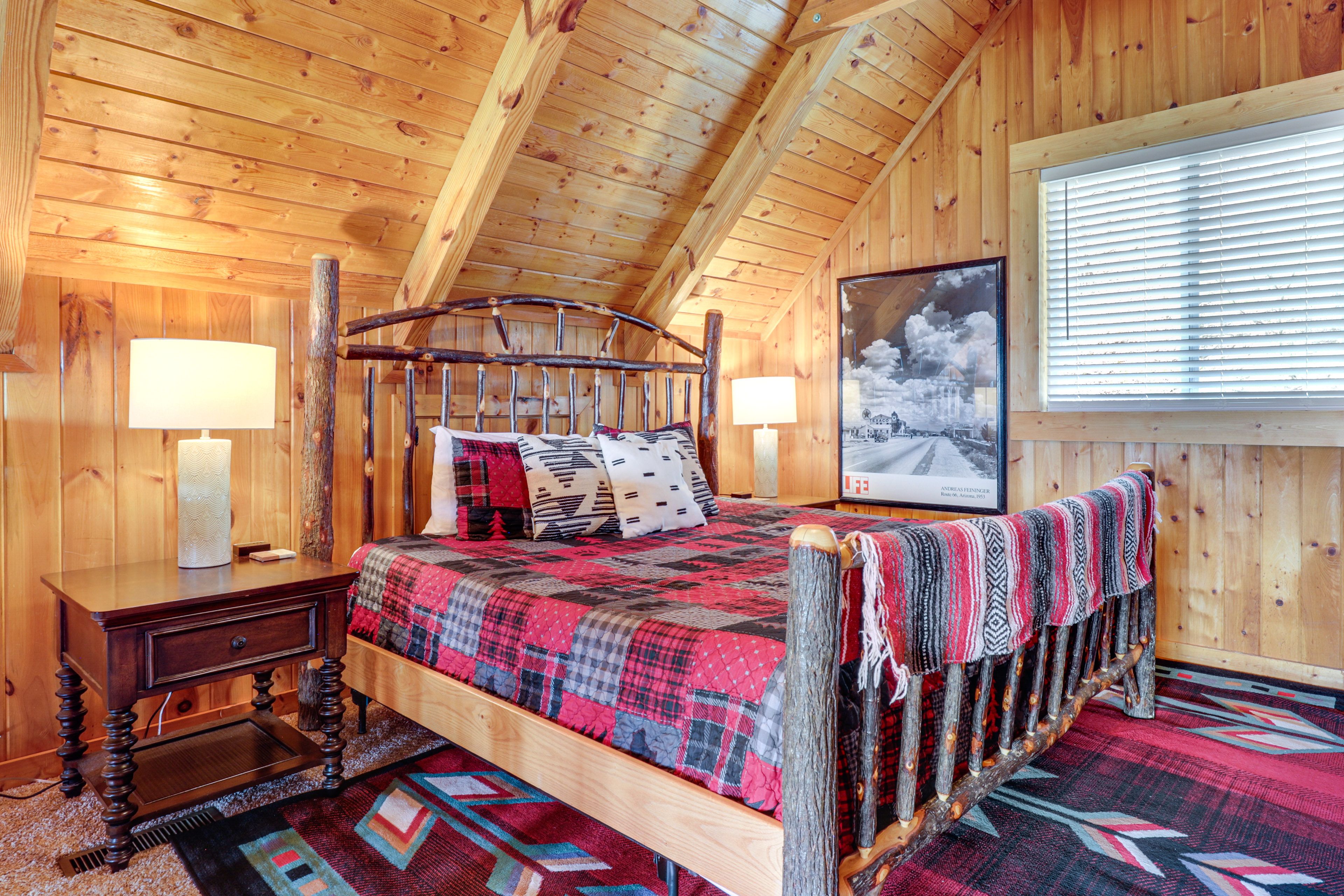 Bedroom 1 | Upper Level | King Bed