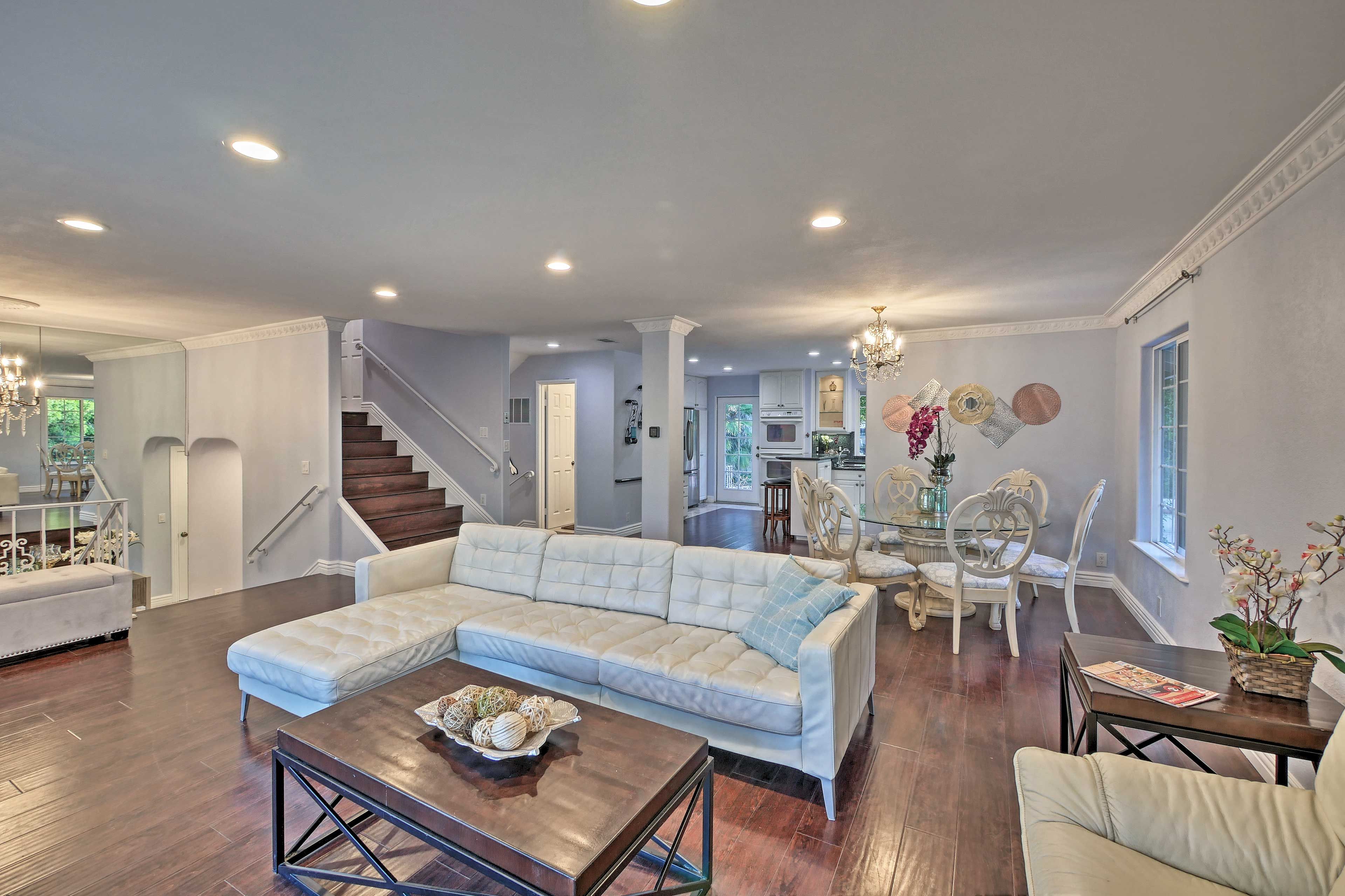 Up to 13 guests can enjoy a private patio, pool, hot tub & more!