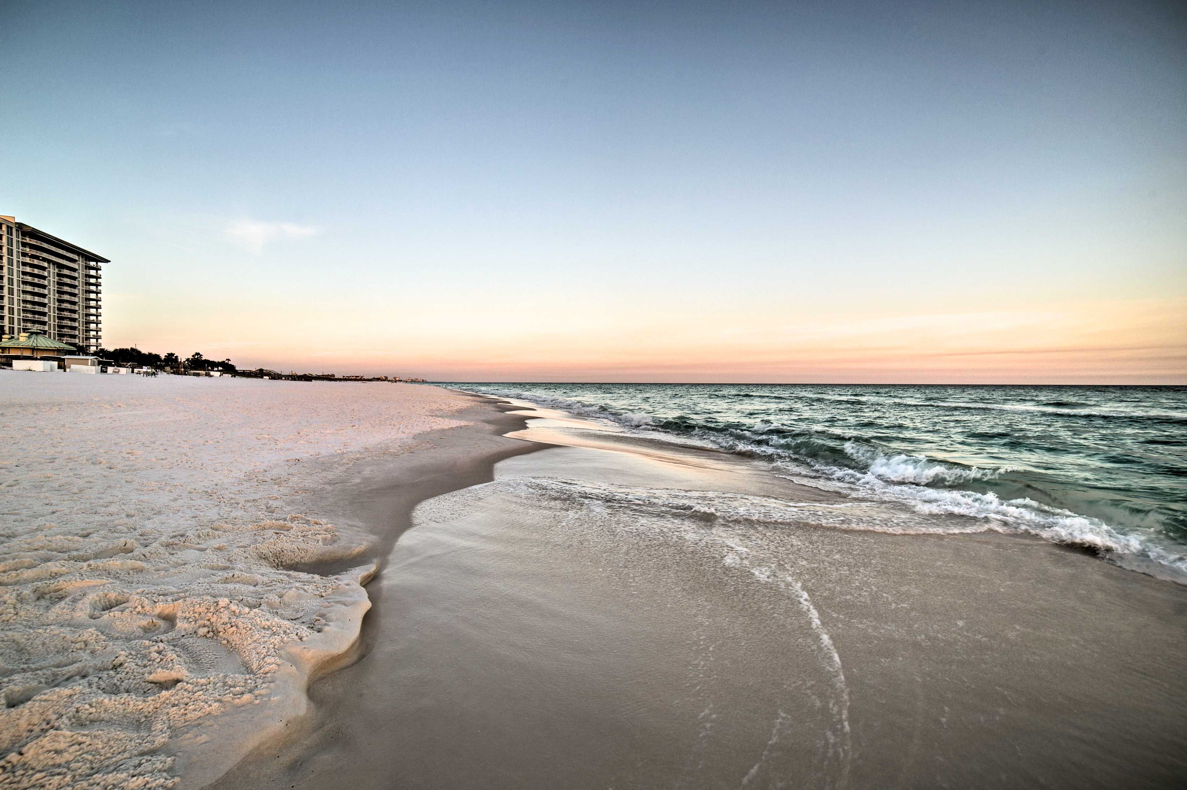 Book now to secure your spot in gulf-front paradise!