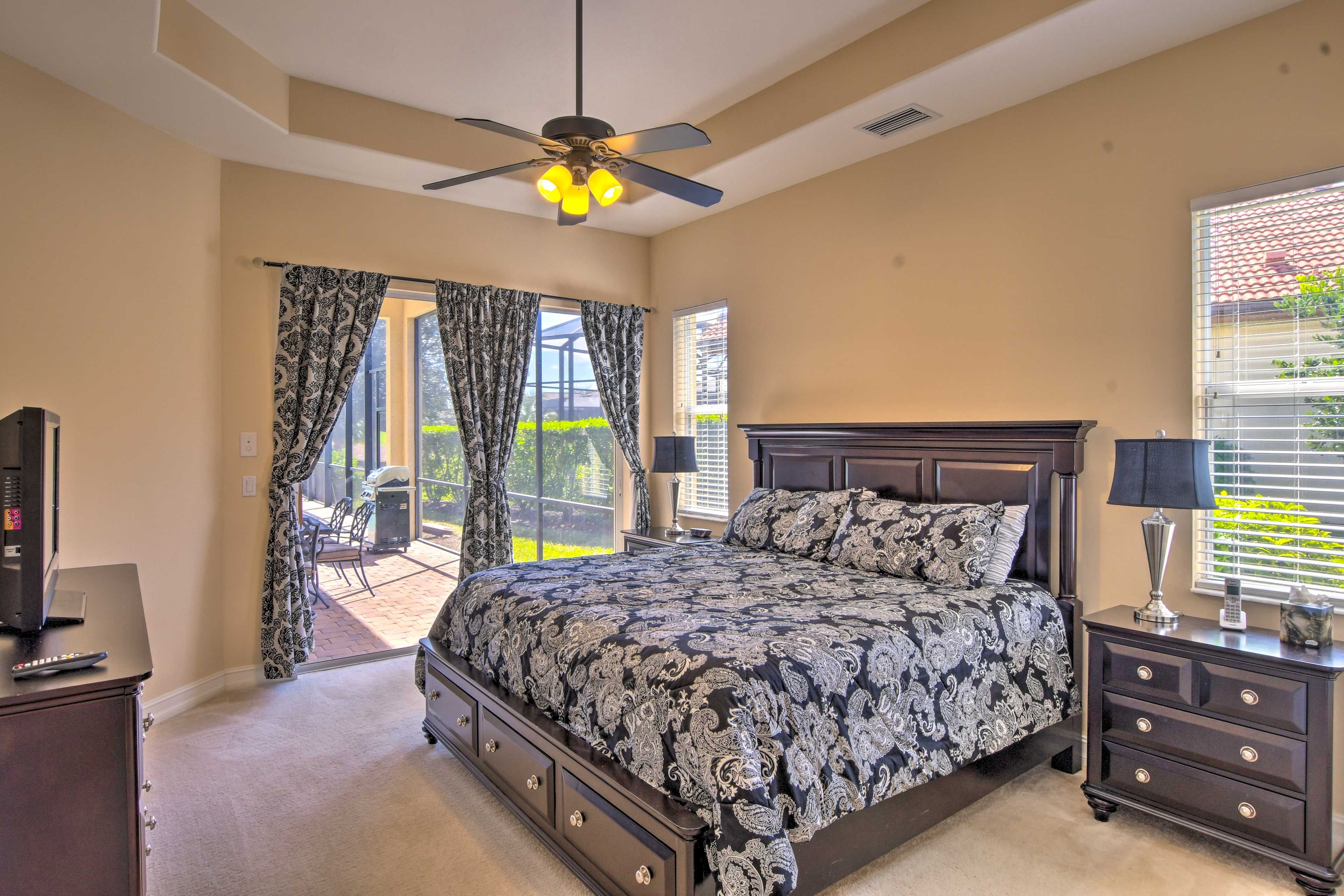 Bedroom 1 | King Bed | En-Suite Bathroom