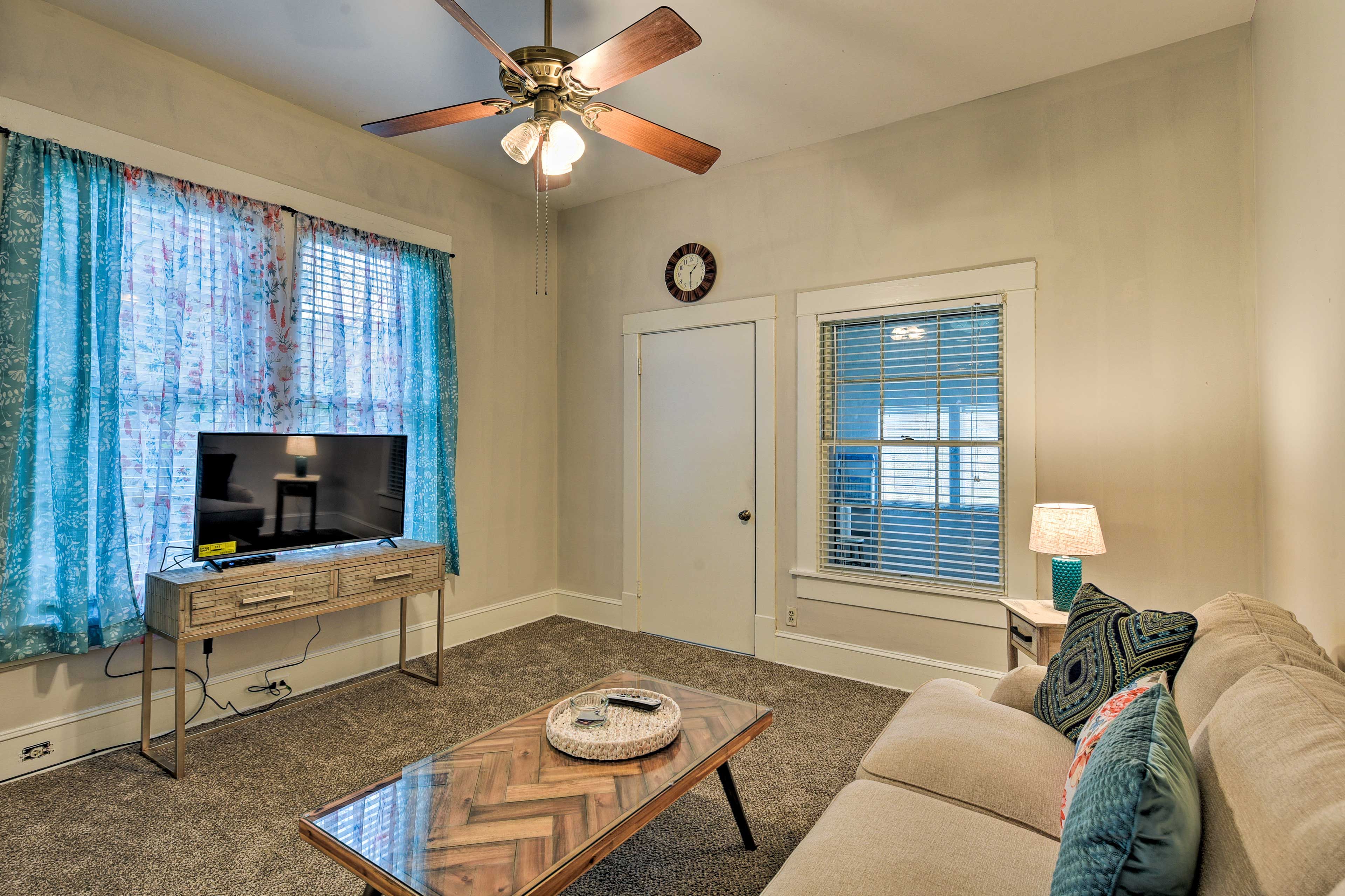 Living Room | Central AC