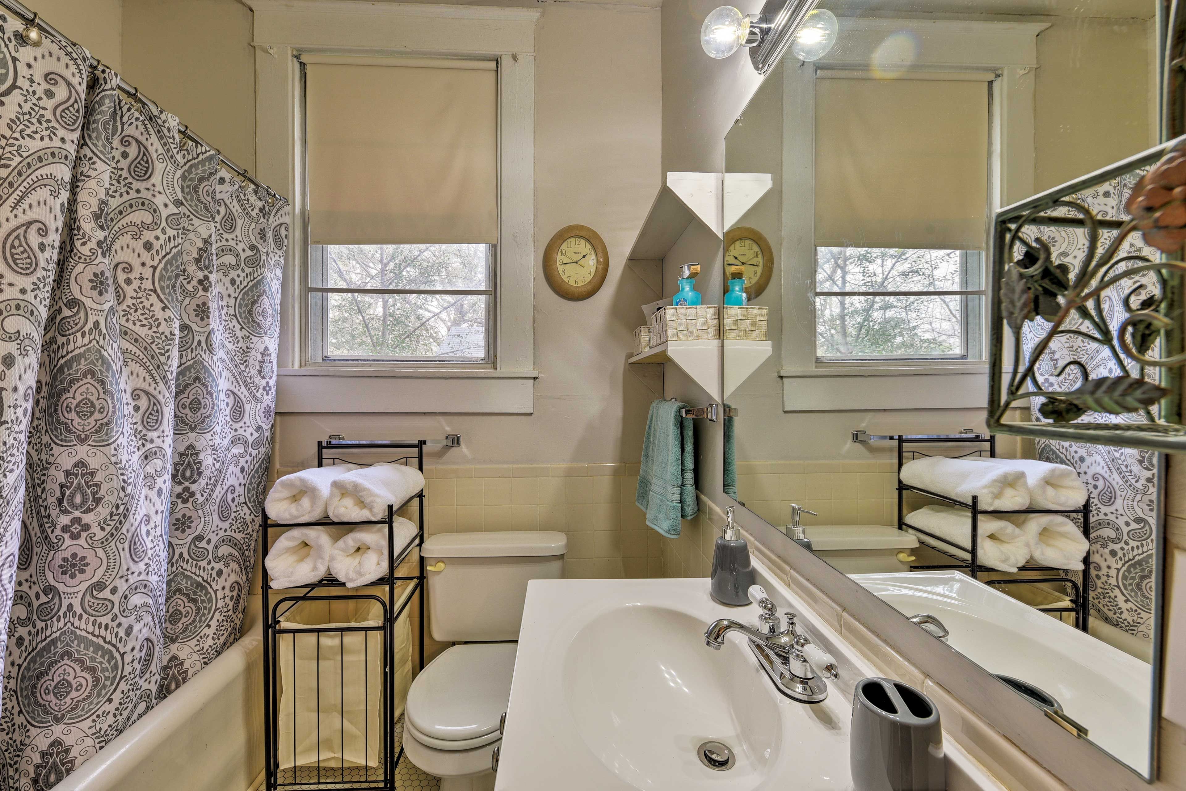 Bathroom | Towels Included