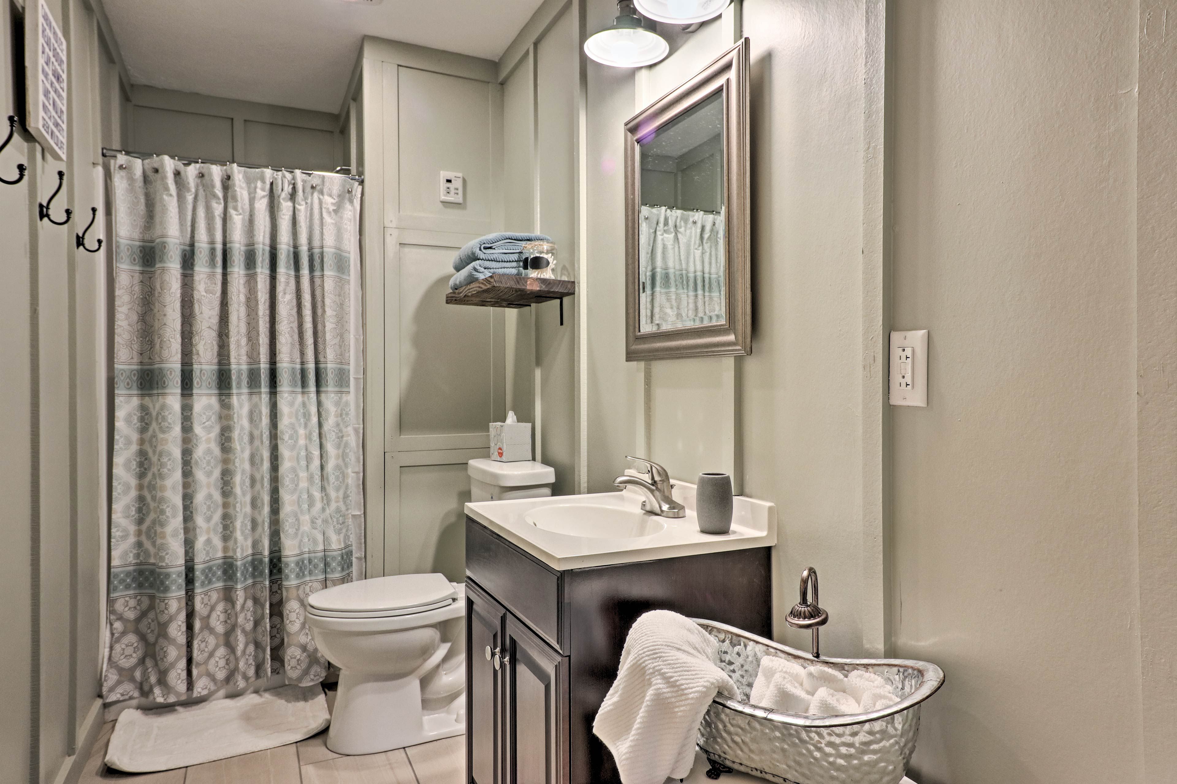 Bathroom | Complimentary Toiletries