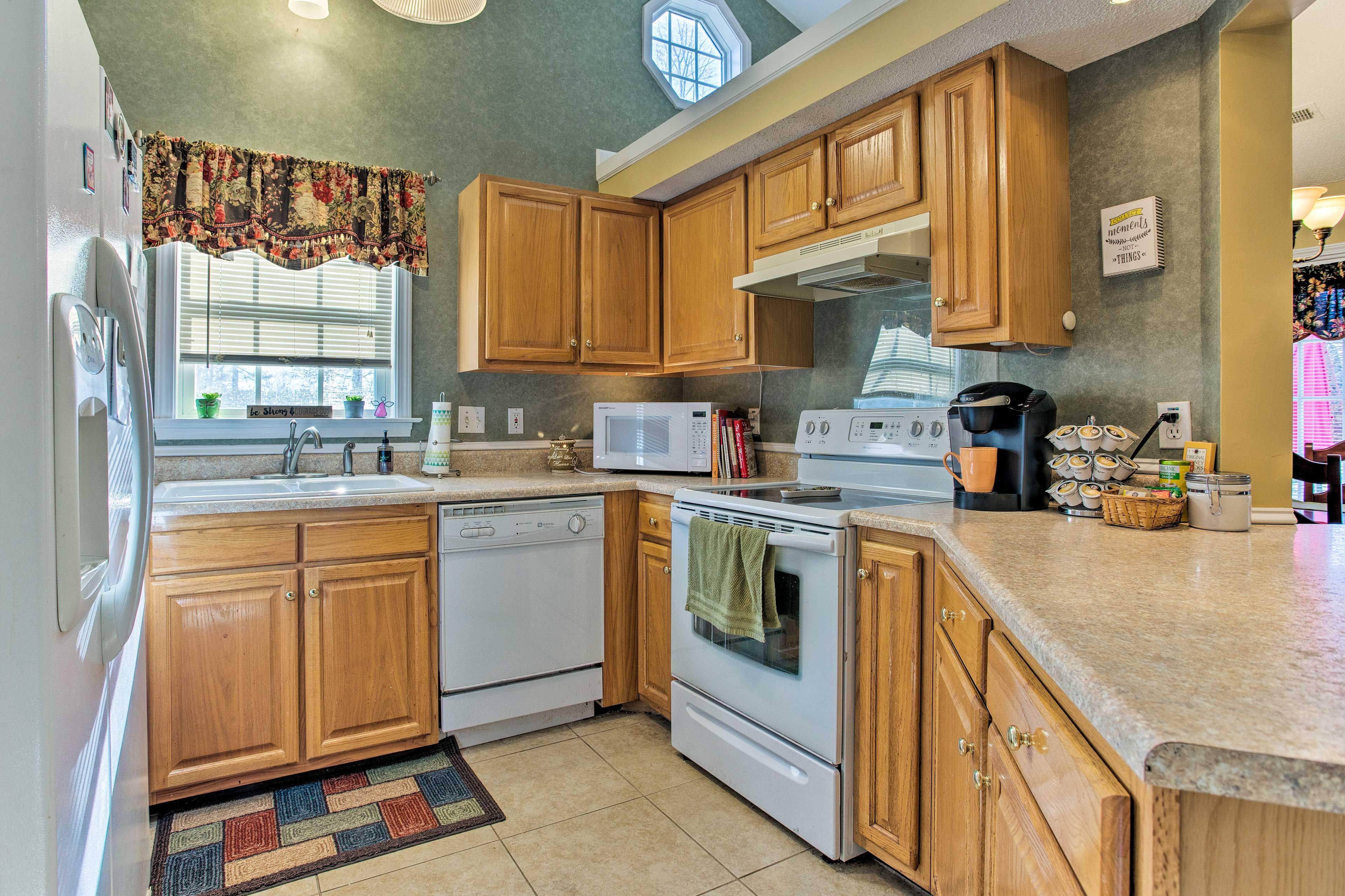 Kitchen | Cooking Basics | Dishware/Flatware