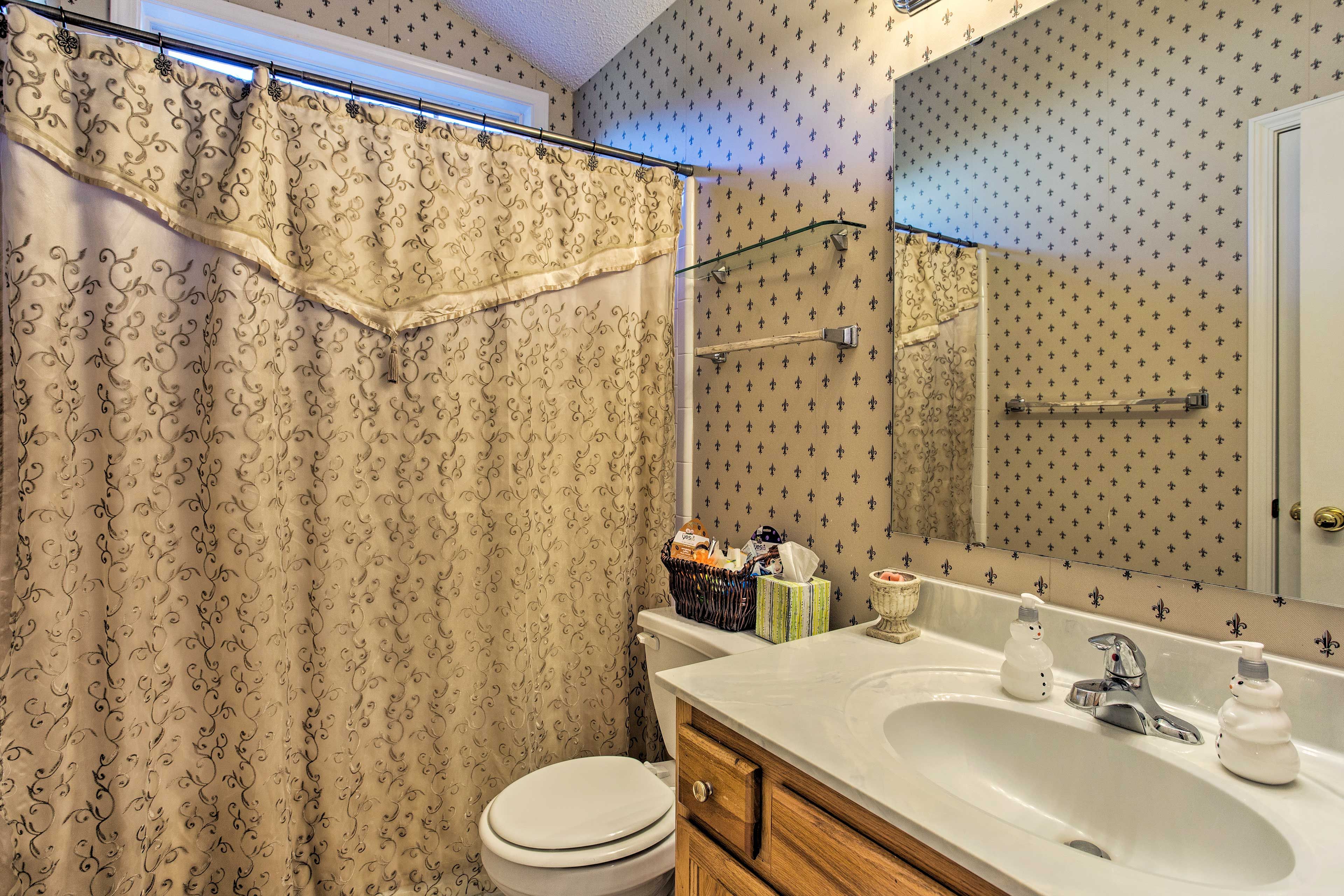 Bathroom | Complimentary Toiletries