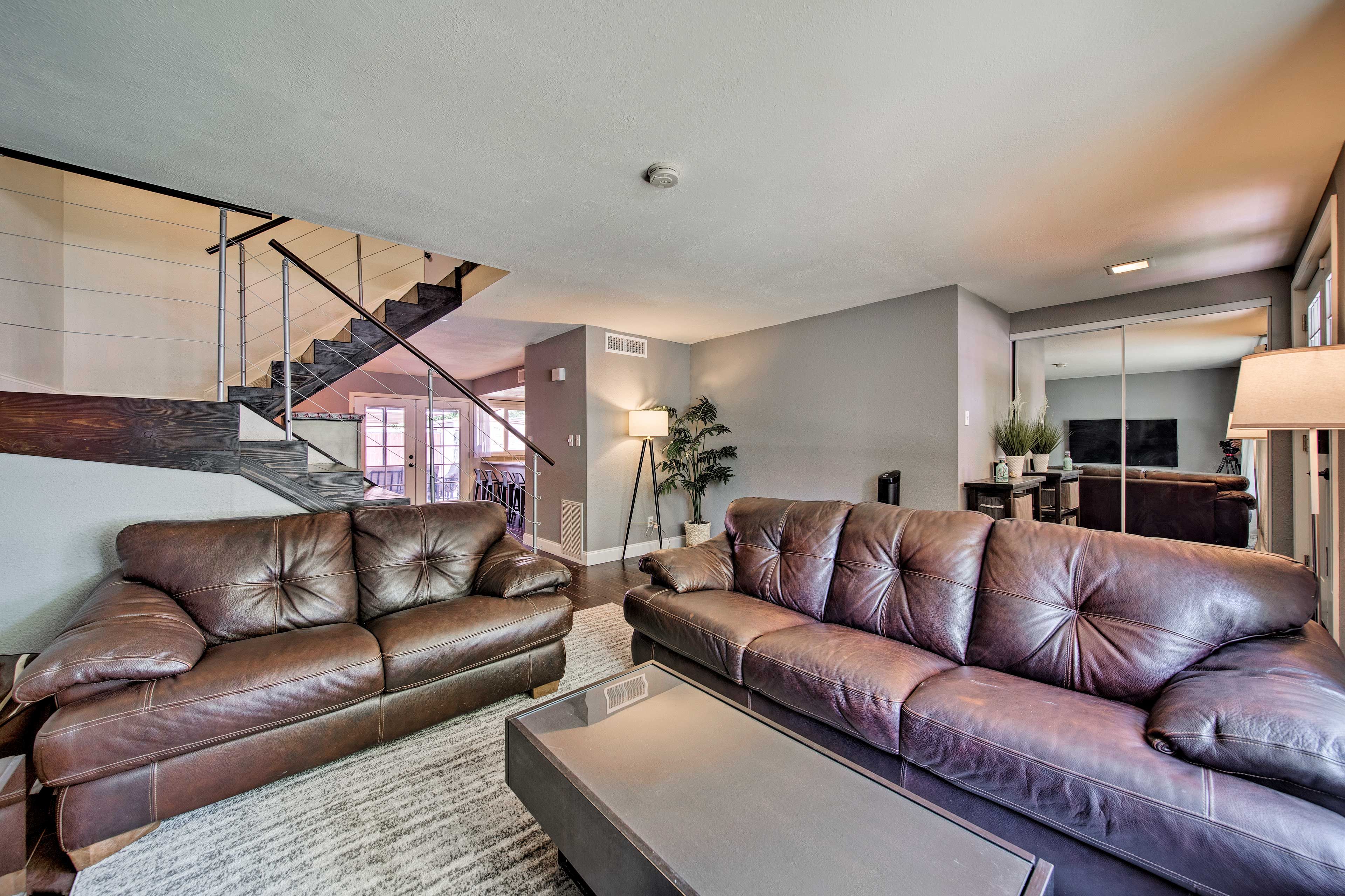 Sink into the leather furniture and plan out your Phoenix adventures!